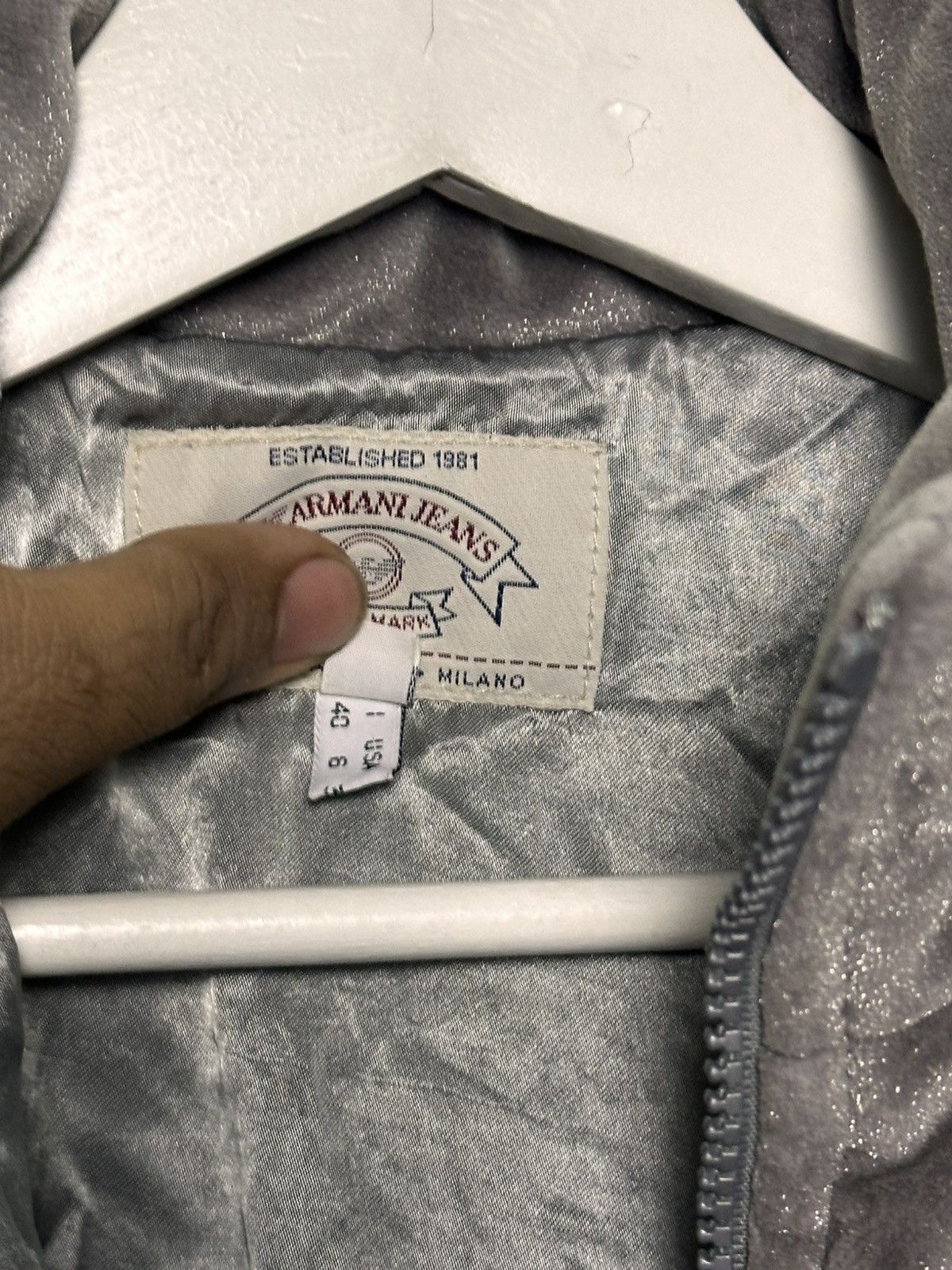 Giorgio Armani 90’s Armani Jeans Velvet Puffer Jacket Size US S / EU 44-46 / 1 - 14 Thumbnail