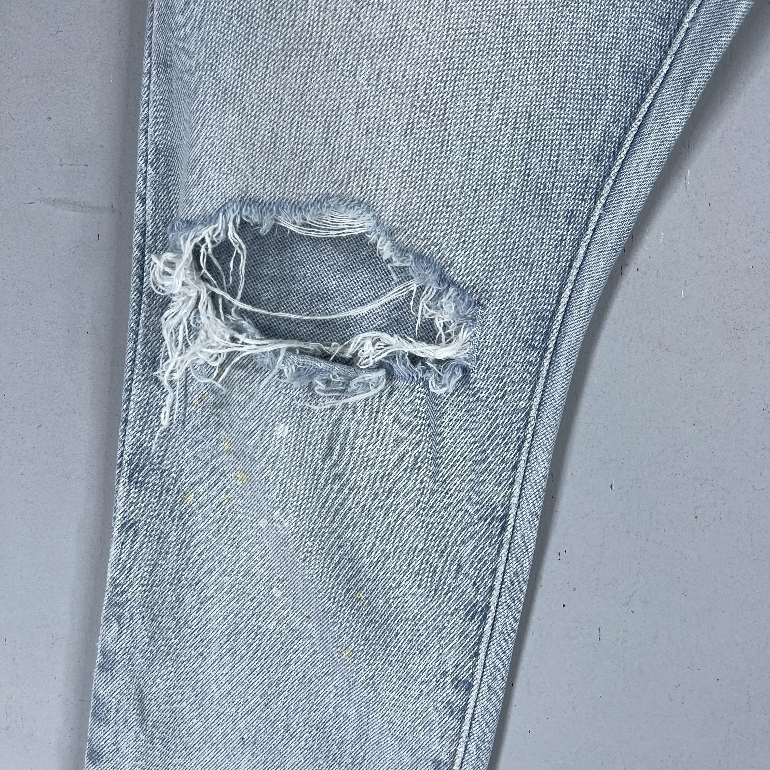 Levi's × Vintage Size 29 Vintage Levis 501 Distressed Paint Splatter Jeans Size US 29 - 6 Thumbnail