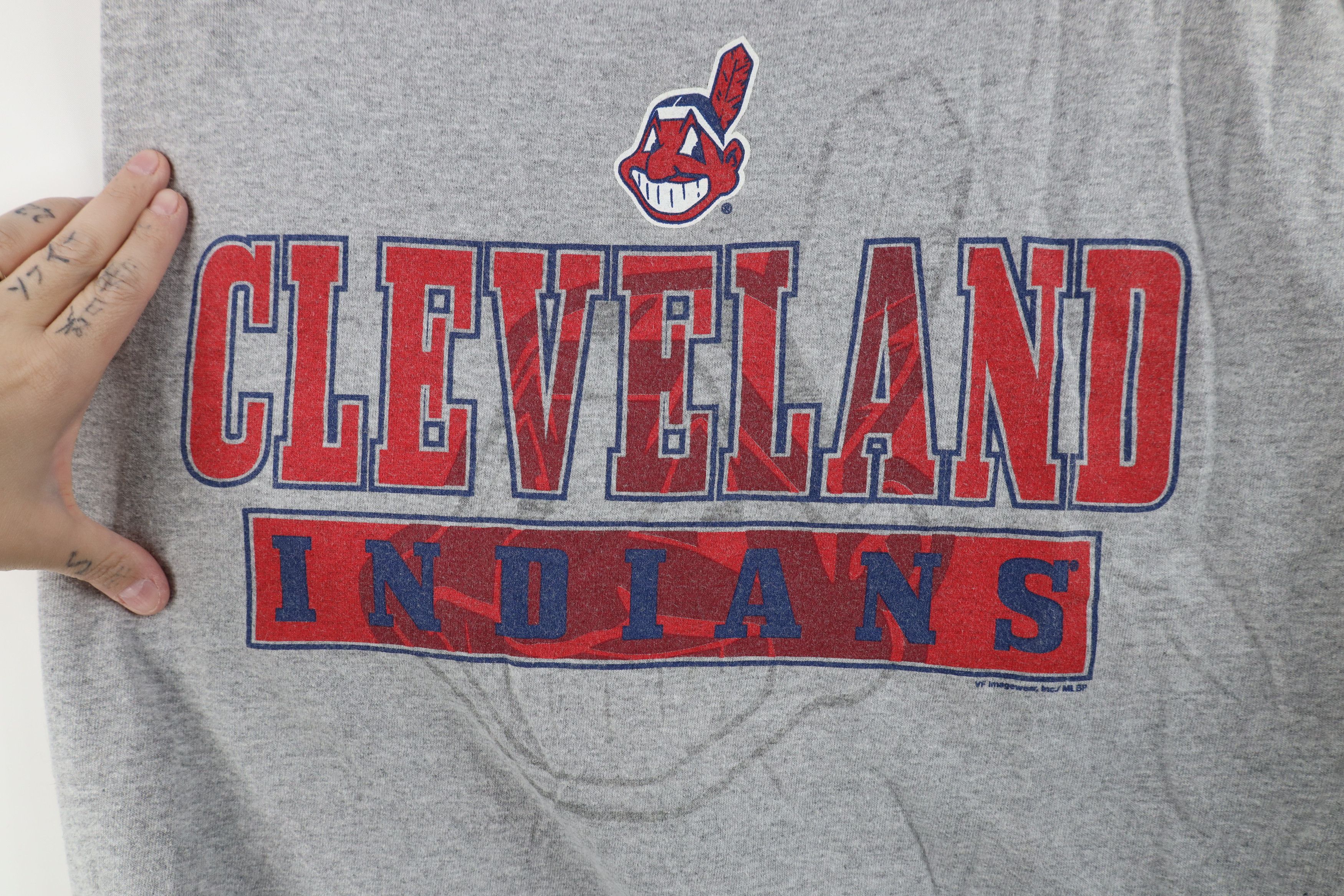 Vintage Vintage Y2K Chief Wahoo Cleveland Indians Baseball T-Shirt Size US XL / EU 56 / 4 - 4 Thumbnail