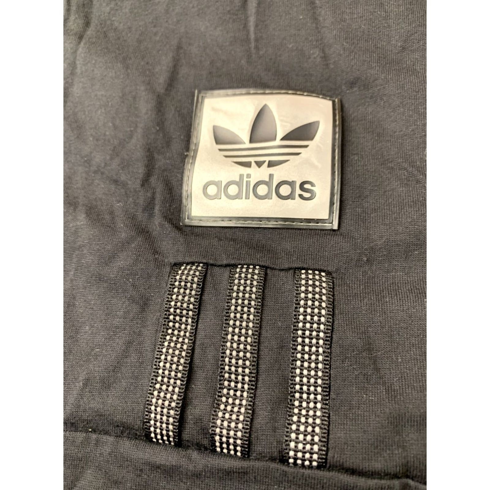 Adidas ADIDAS ORIGINAL T-SHIRT Shirt Men L Black and Gray 2021 Jersey Logo Short Sleeve Casual Vintage N/A Size US L / EU 52-54 / 3 - 3 Thumbnail