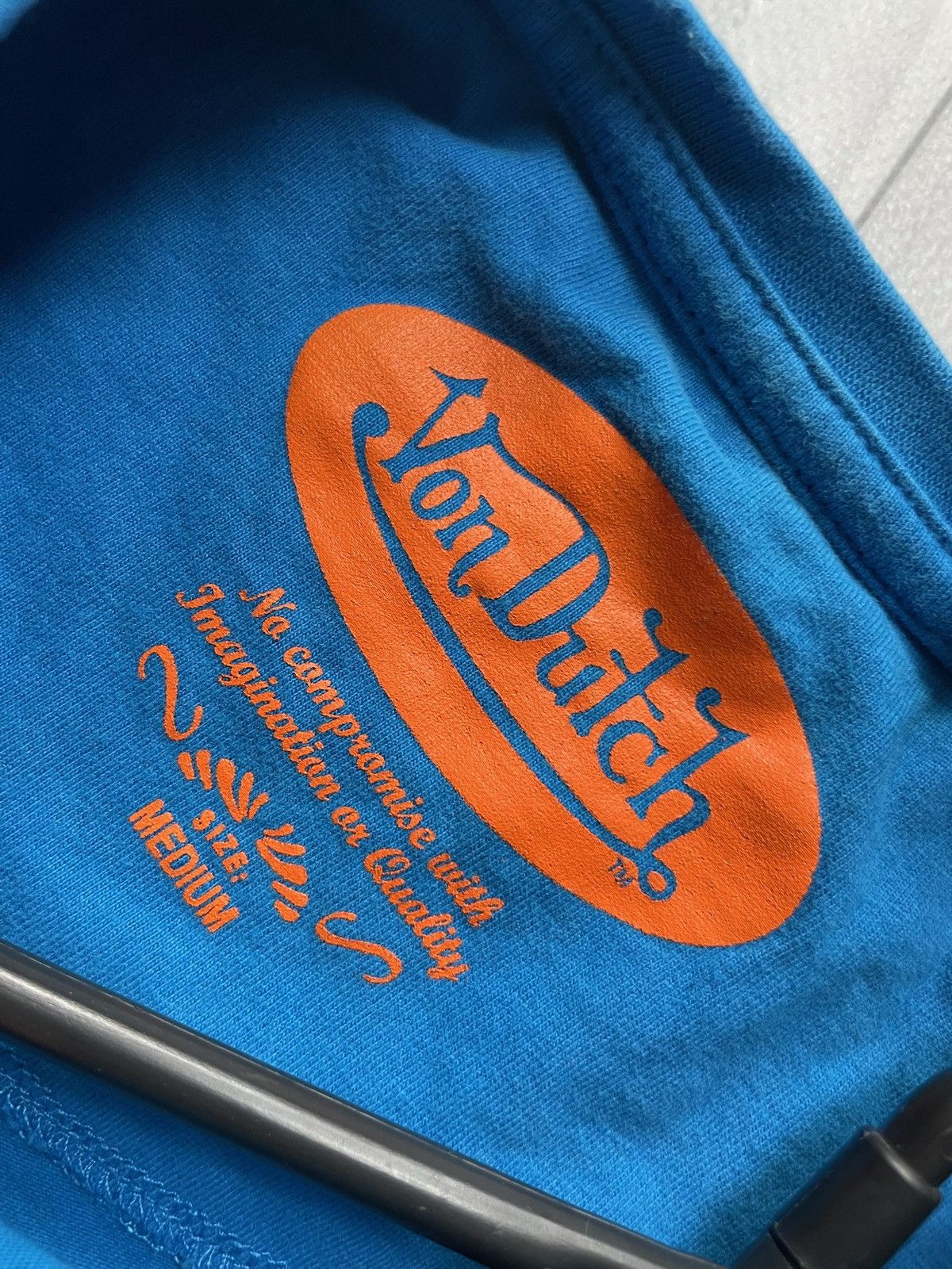 Von Dutch Vintage Von Dutch tee blue logo size M Size US M / EU 48-50 / 2 - 3 Thumbnail