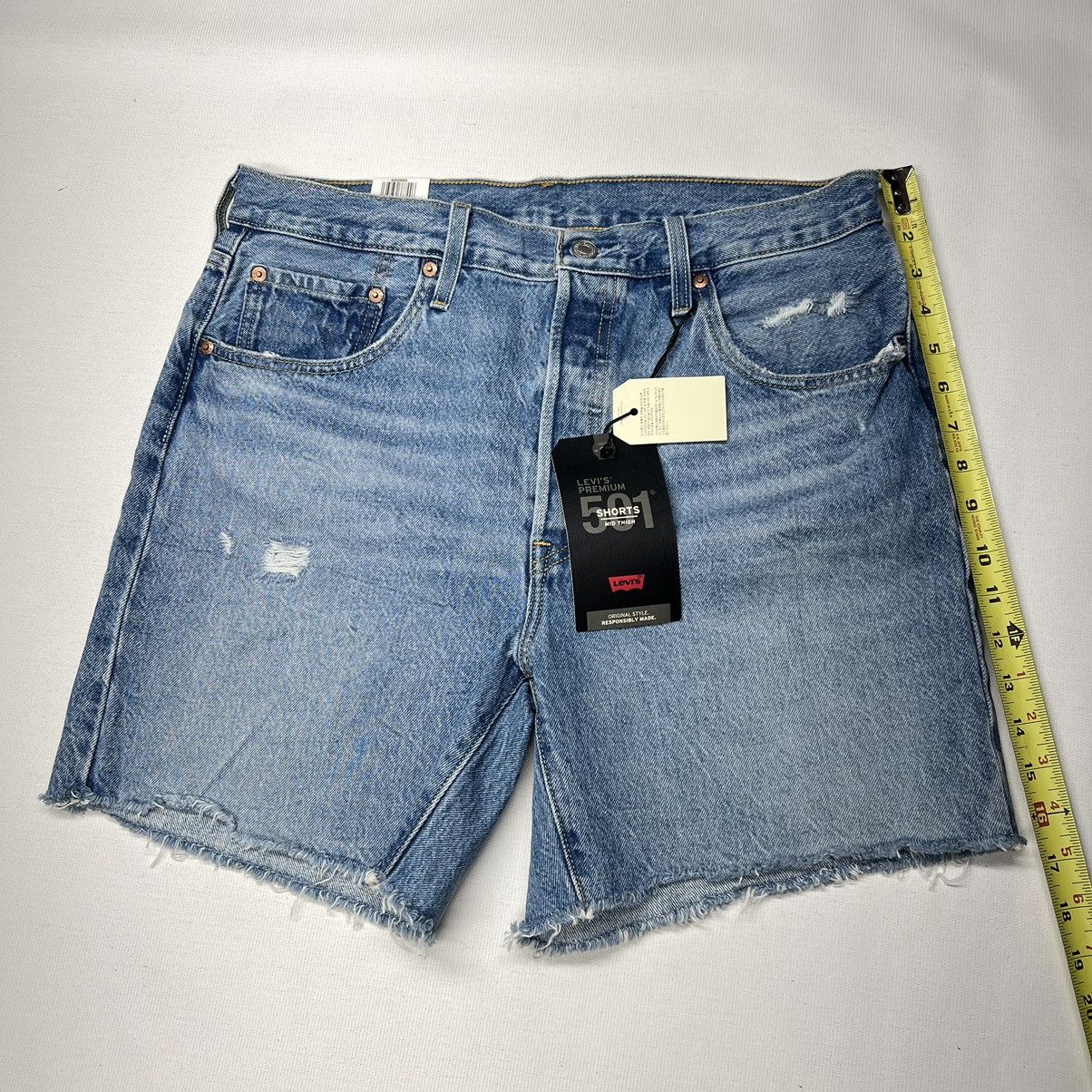 Levi's NEW Levis Premium Jean Shorts Blue 501 Mid Thigh Distressed Size 32" / US 10 / IT 46 - 21 Thumbnail