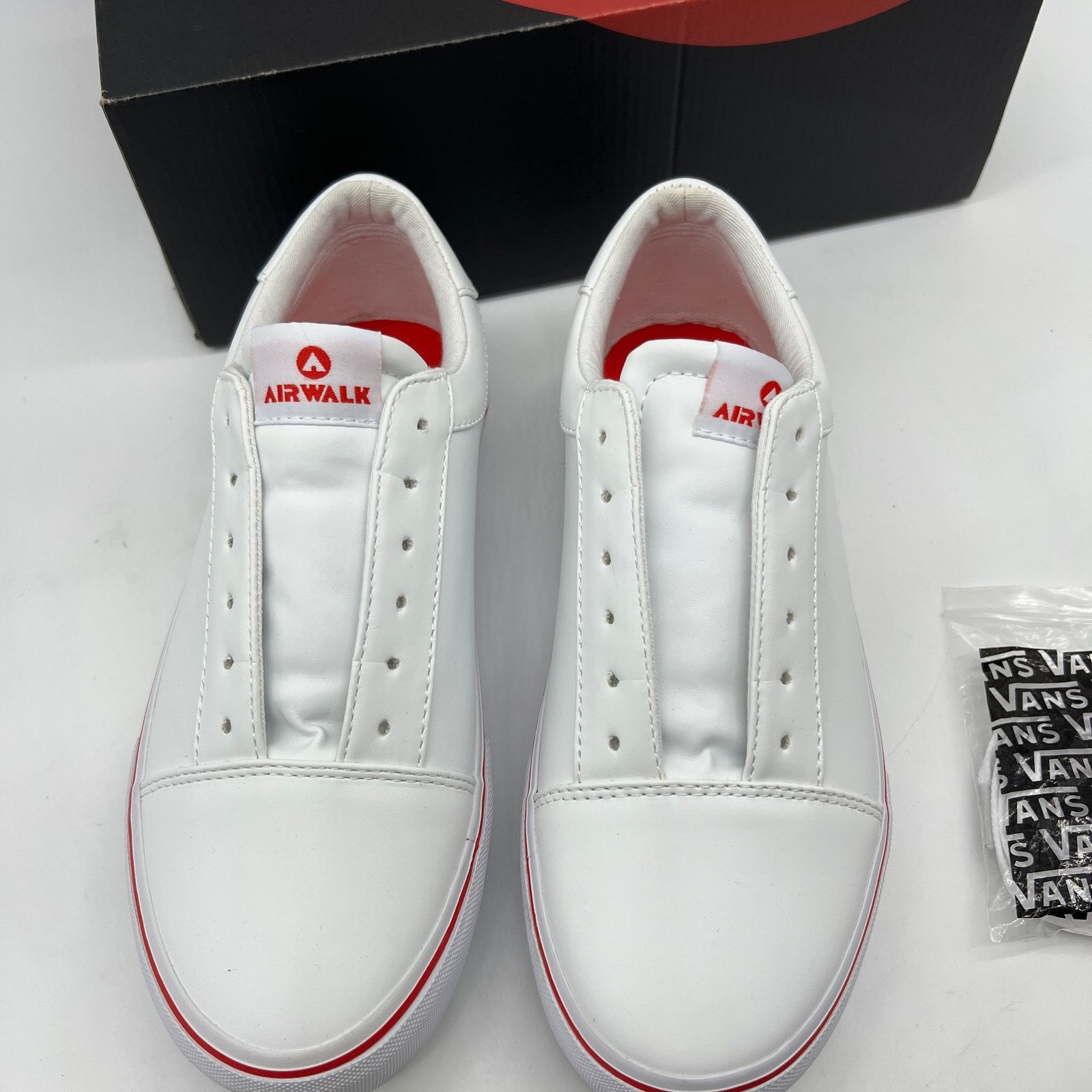 Airwalk AIRWALK Skateboarding Shoes for Women White Color Size 7.5 Size US 7.5 / IT 37.5 - 3 Thumbnail