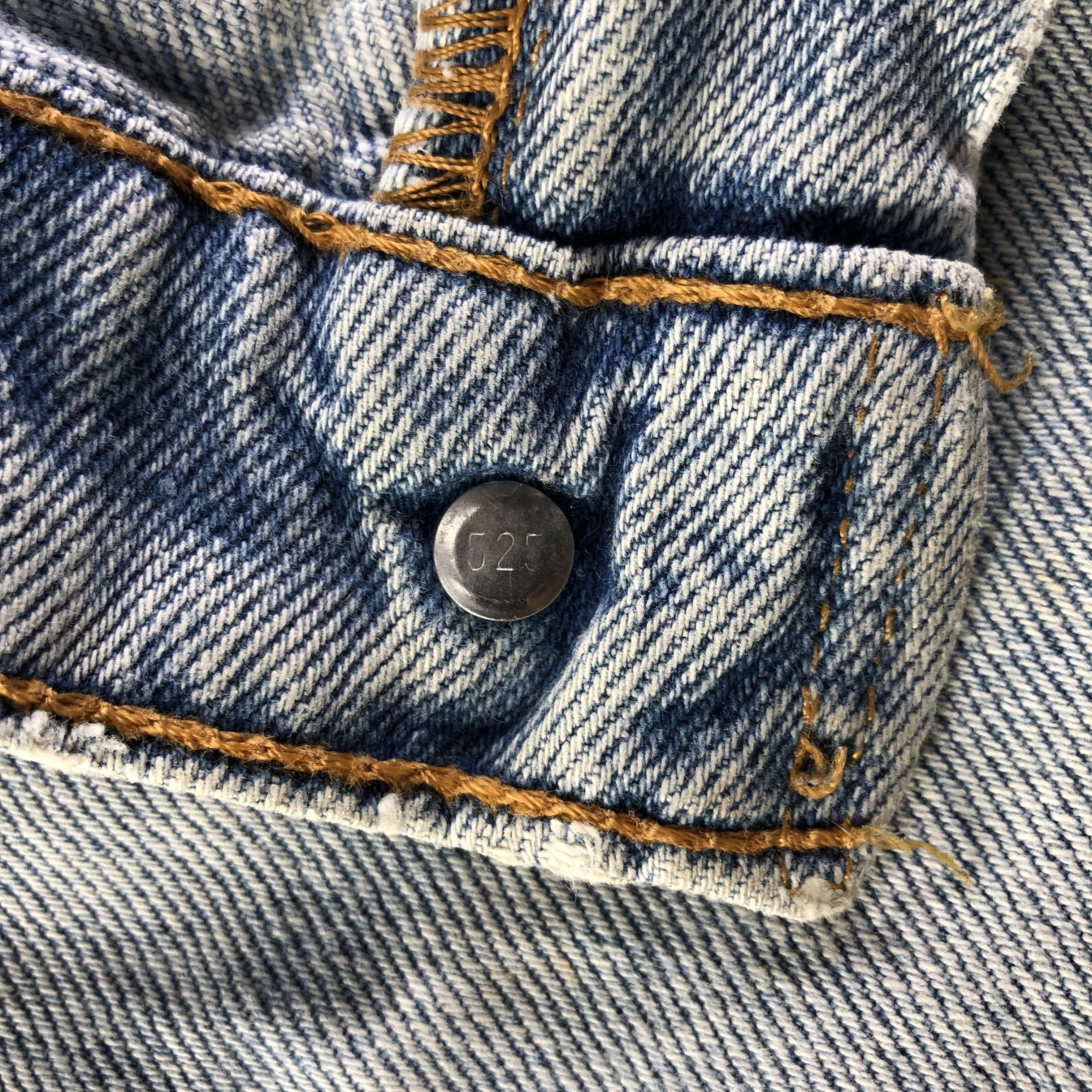 Levi's × Vintage Vintage Light Wash Levis 550 Jeans-J4564 Size 31" - 8 Thumbnail