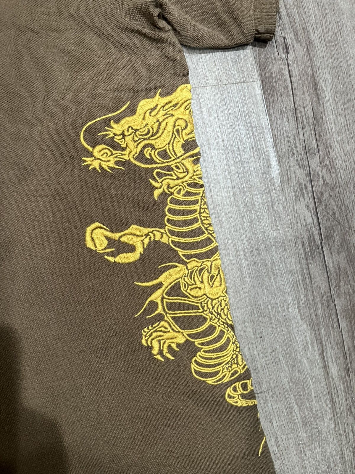 Supreme × The Great China Wall Supreme The Great China Wall Dragon Polo Brown Size US L / EU 52-54 / 3 - 3 Thumbnail