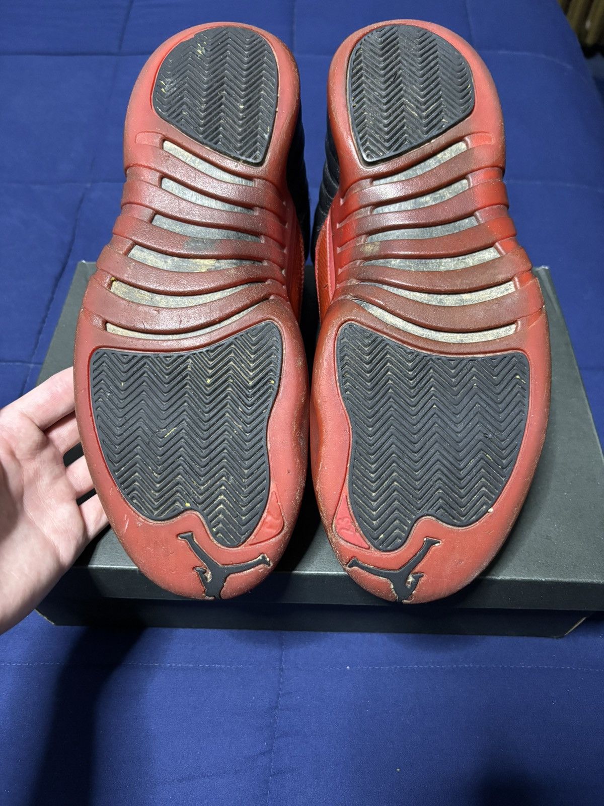 Jordan Brand Jordan 12 Retro Flu Game 2016 Size 11 Size US 11 / EU 44 - 5 Thumbnail