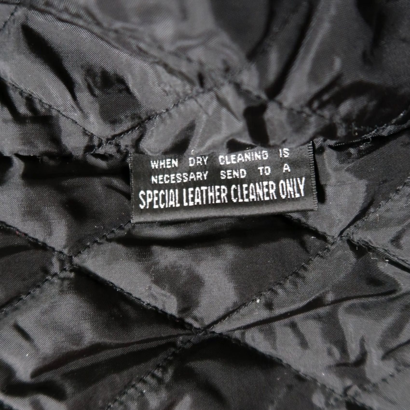 Vintage VINTAGE Wilsons Black Leather Jacket Mens Overcoat XL Full Zip Insulated Lined Nylon 90s Classic Size US XL / EU 56 / 4 - 3 Thumbnail