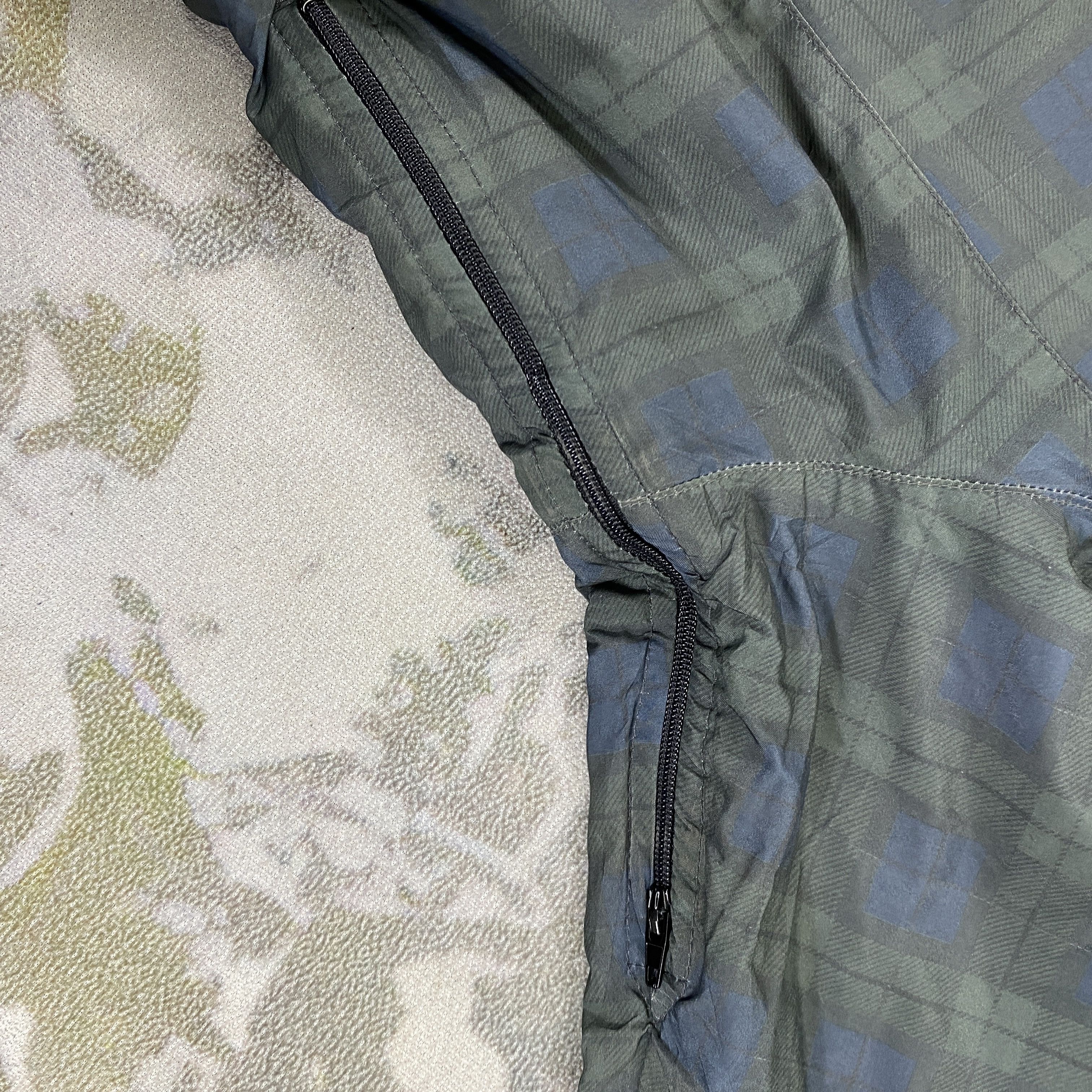 Japanese Brand Vintage Digsnyc Workwear Checked Medium Jacket- J365 Size US M / EU 48-50 / 2 - 12 Thumbnail