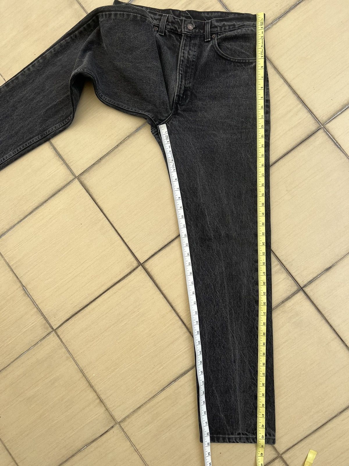 Levi's Vintage 1997 Levi’s 505 Jeans Faded Black Denim Size US 32 / EU 48 - 5 Thumbnail