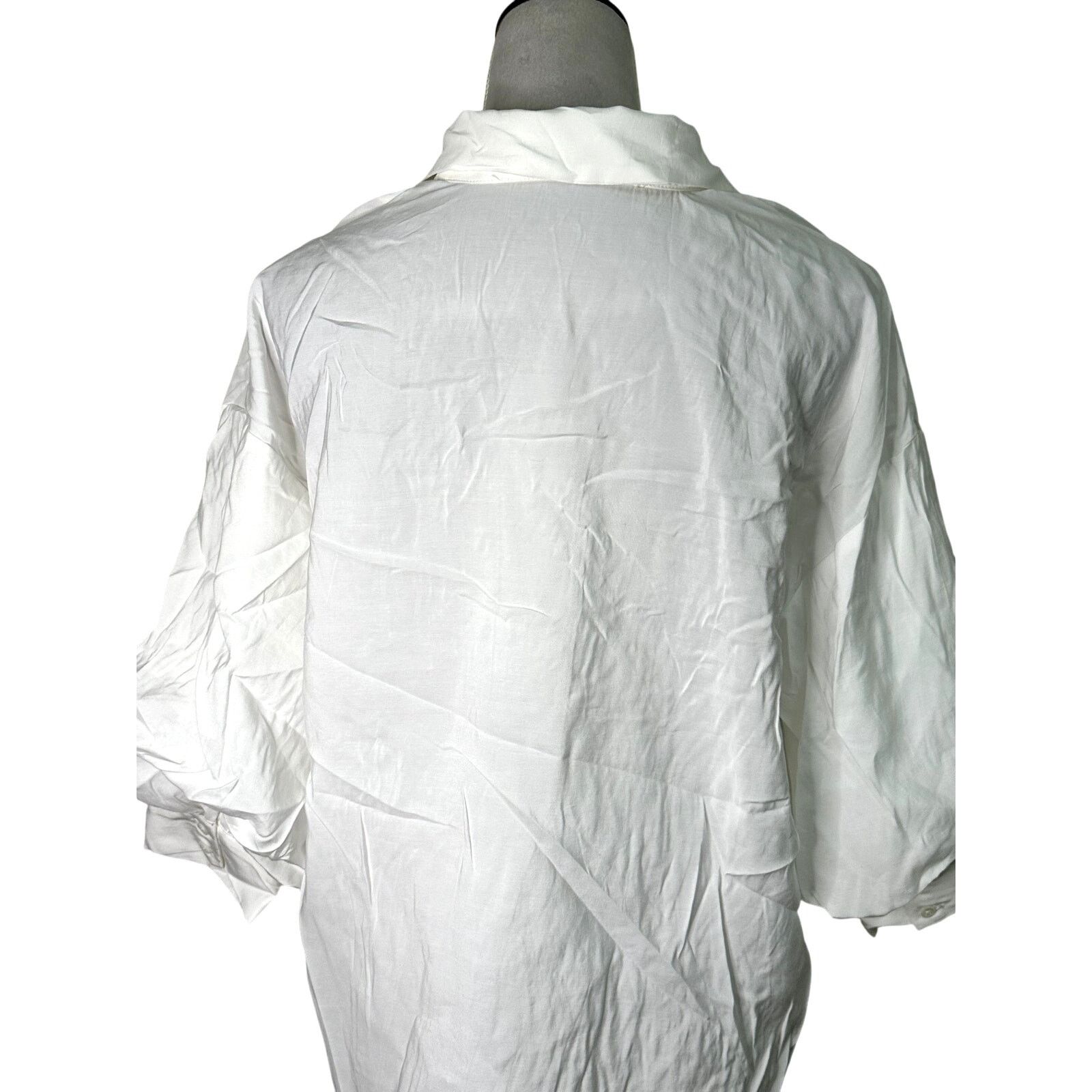 Other Endless Rose Blouse Oversized Fit Button Down White XS NWOT Size XS / US 0-2 / IT 36-38 - 6 Thumbnail