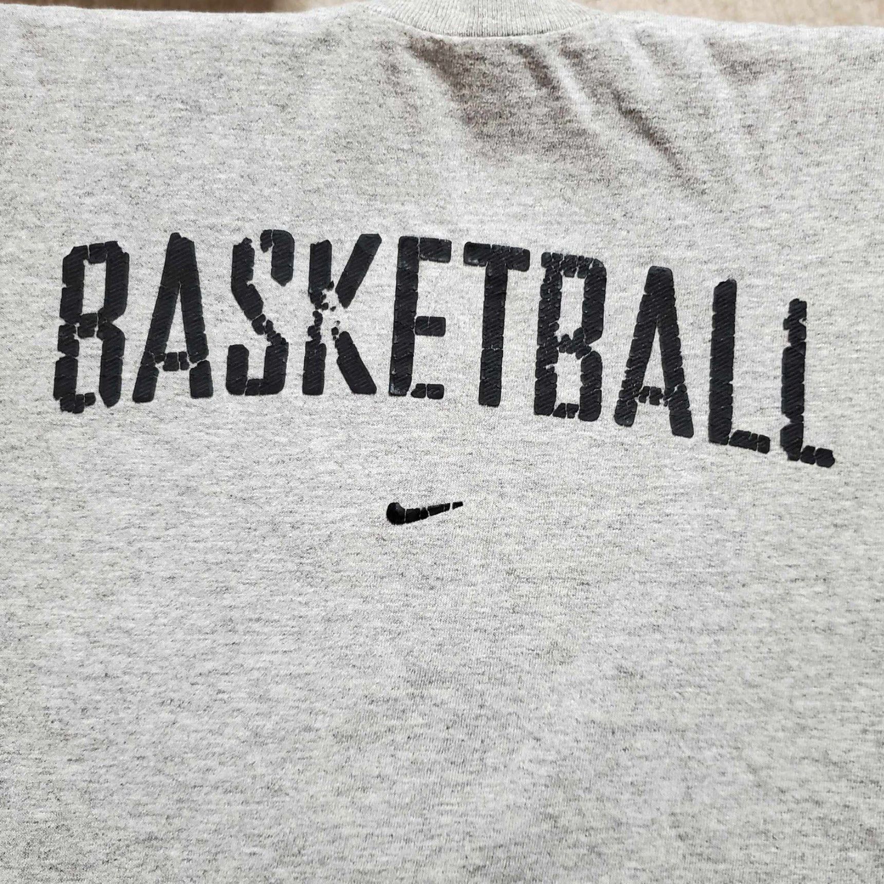 Nike VINTAGE Nike Basketball Sleeveless Shirt Mens M Gray 90s Made In USA Shirt Size US M / EU 48-50 / 2 - 3 Thumbnail