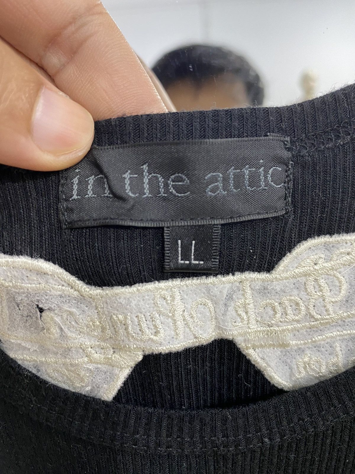 In The Attic In the attic poem black tanktop Size US L / EU 52-54 / 3 - 5 Thumbnail