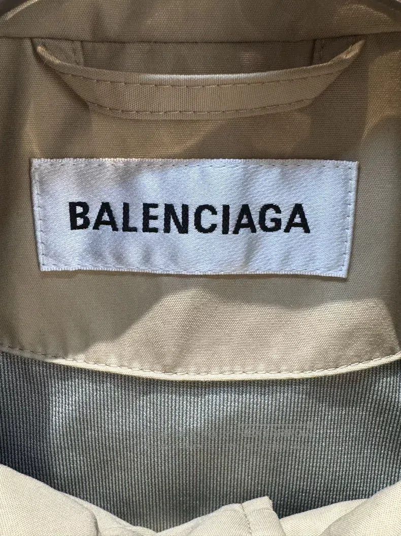 Balenciaga Balenciaga Khaki Windbreaker Jacket Size XS / US 0-2 / IT 36-38 - 7 Thumbnail