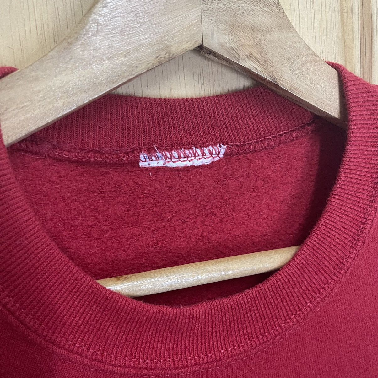 Vintage Vintage 90s Maui Hawaii Surf Big Logo Embroidered Sweatshirt Size US M / EU 48-50 / 2 - 8 Thumbnail