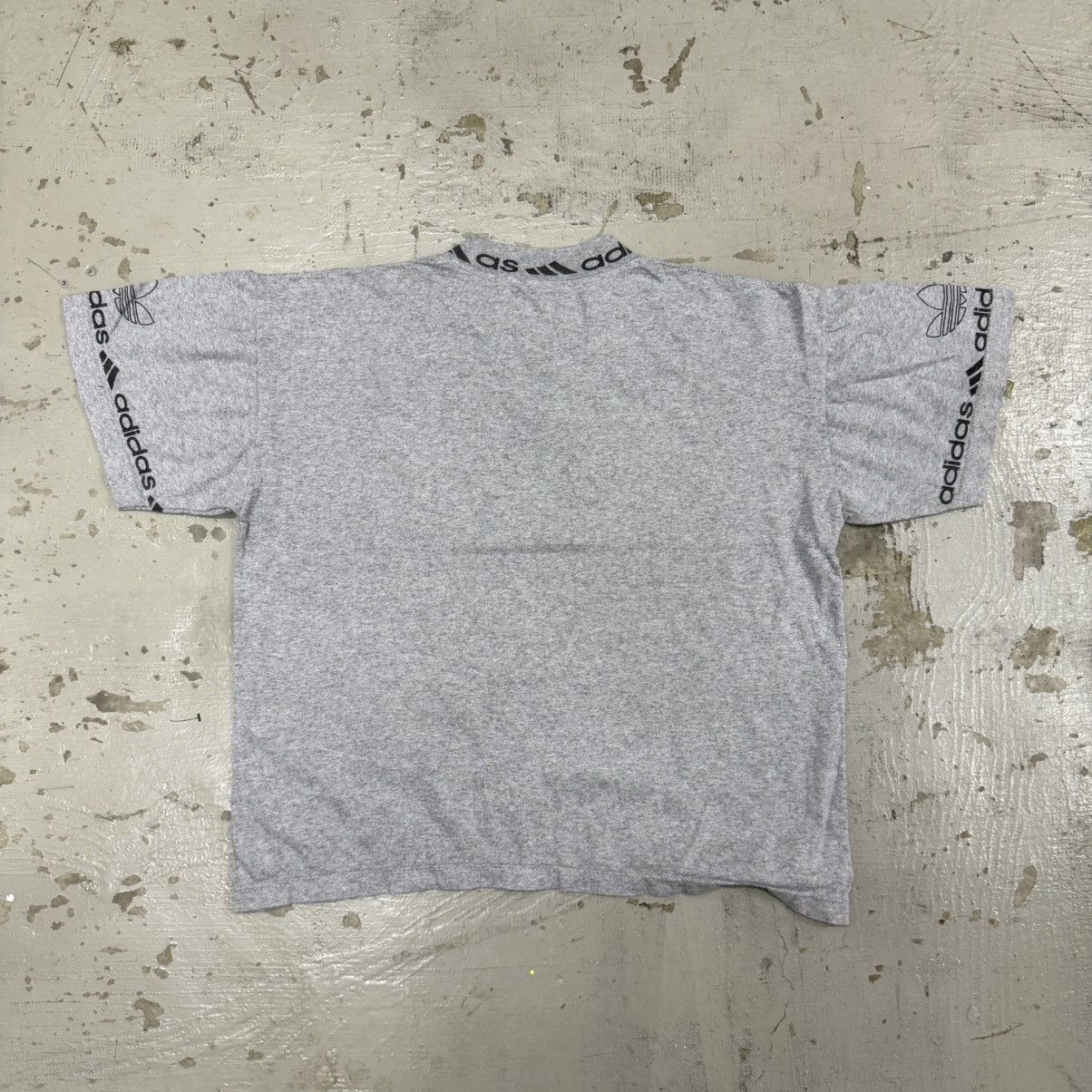 Vintage Vintage Bootleg Adidas Rare Design CPFM Size US M / EU 48-50 / 2 - 6 Thumbnail