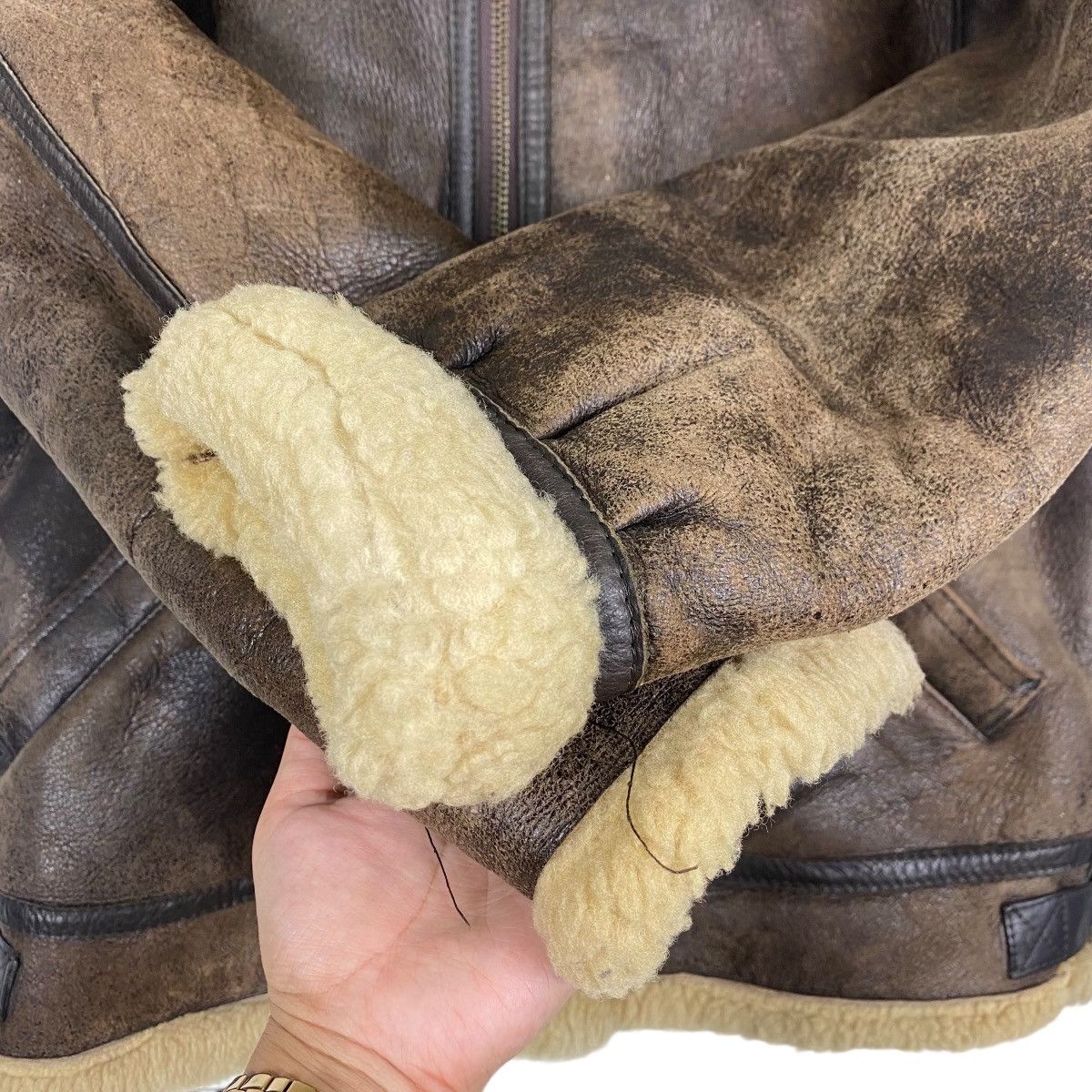 Japanese Brand Men Robo B-3 style sheep skin shearling leather jacket Size US M / EU 48-50 / 2 - 6 Thumbnail