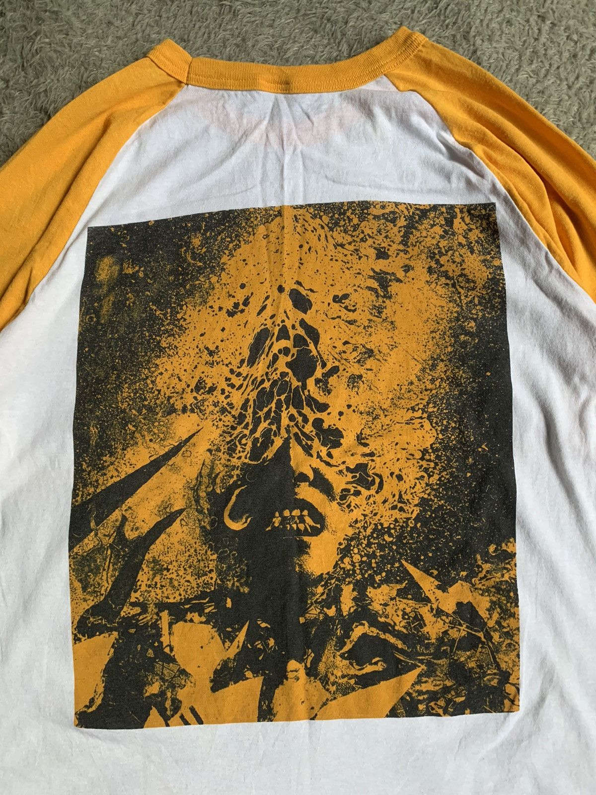 Band Tees 00s Converge Beautiful Ruin Cover Album Raglan Tee Size US XL / EU 56 / 4 - 11 Thumbnail