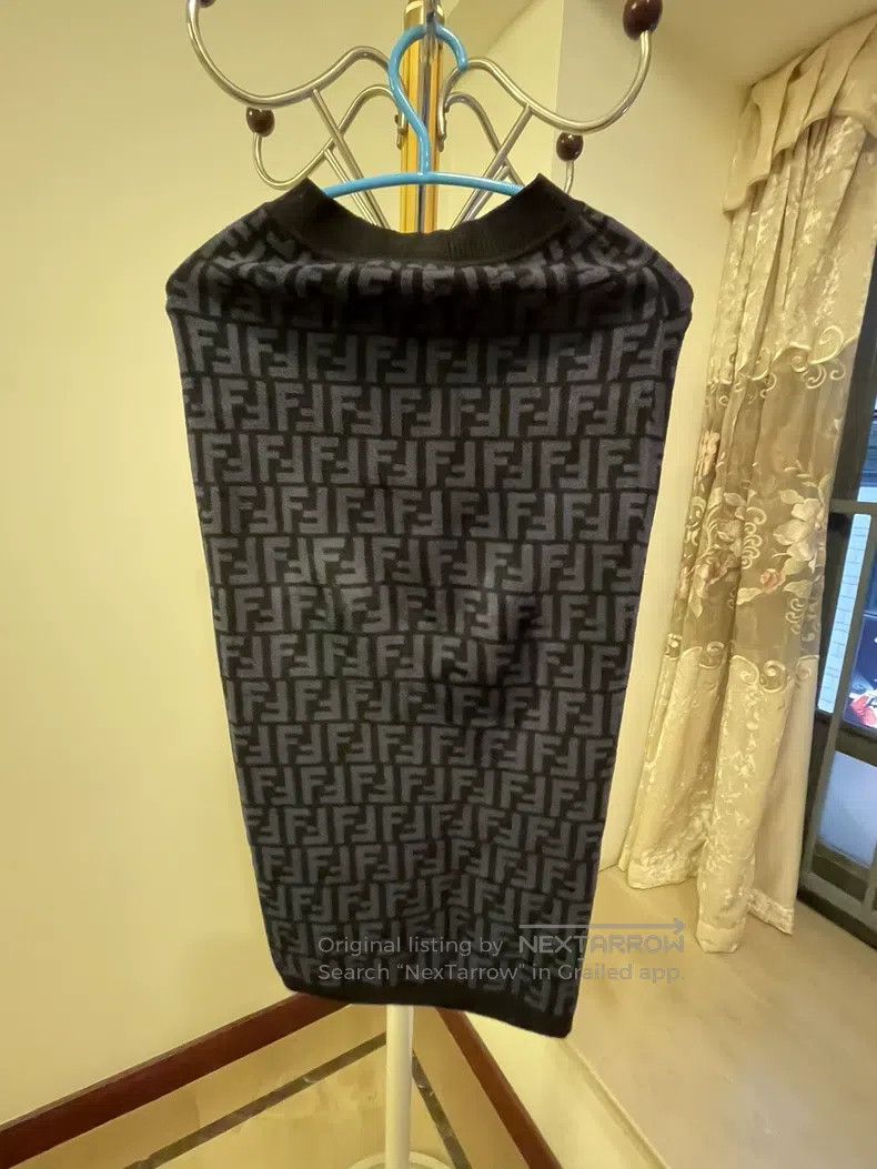Fendi Fendi Old flower pencil skirt Size 25" / US 0 / IT 36 - 2 Thumbnail