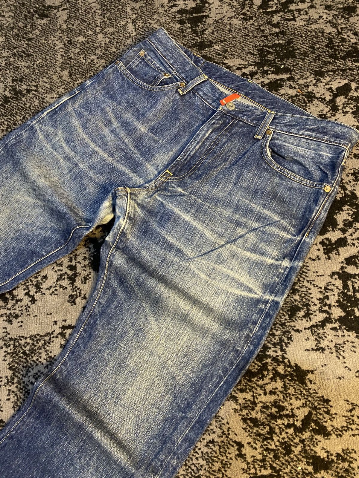 Undercover × Uniqlo Riped Uniqlo S-002 UJ Faded Regular Fit Straight Jeans 🔥 Size US 33 - 7 Thumbnail