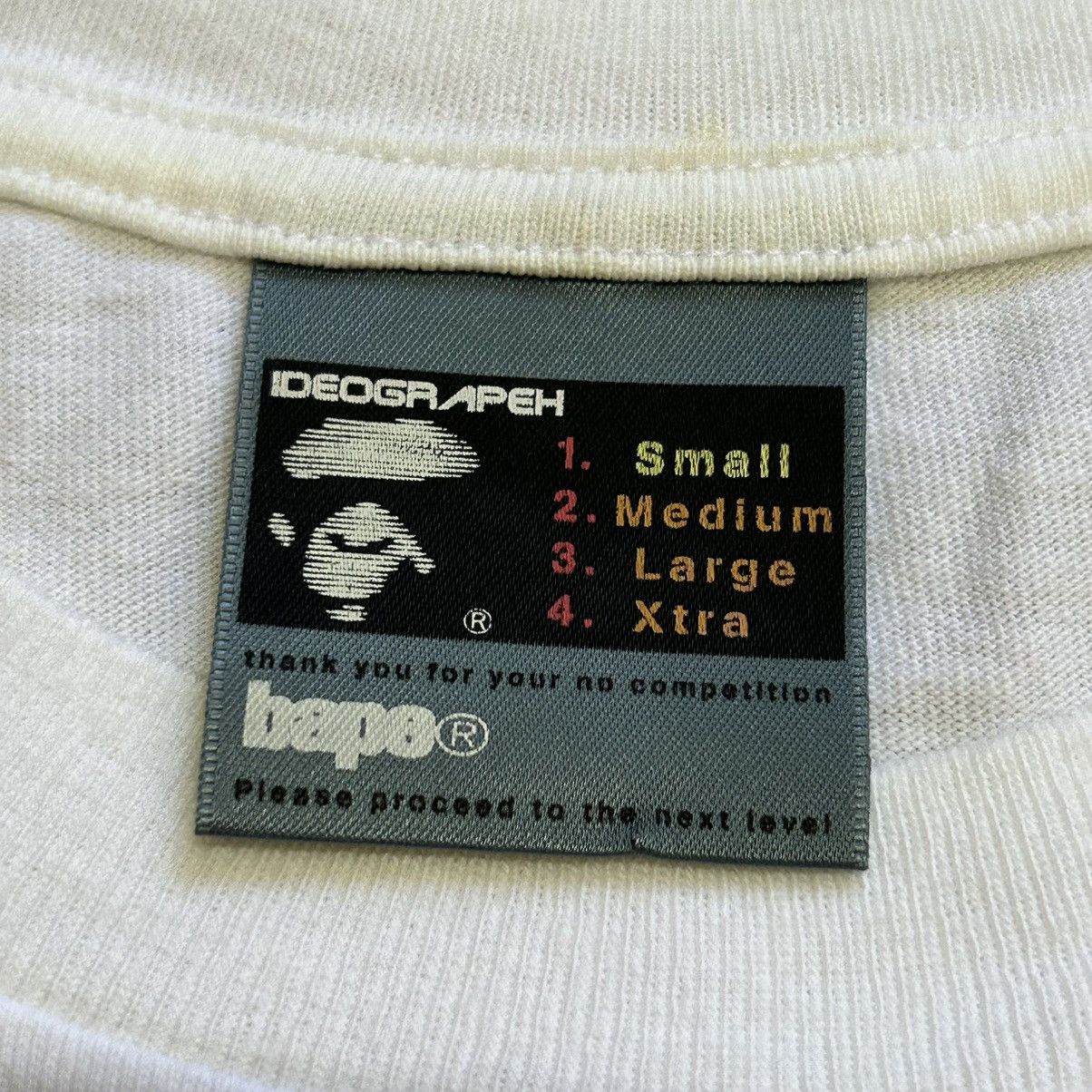 Bape Bape Exclusive Handprint Bapesta Tee Size US S / EU 44-46 / 1 - 5 Thumbnail