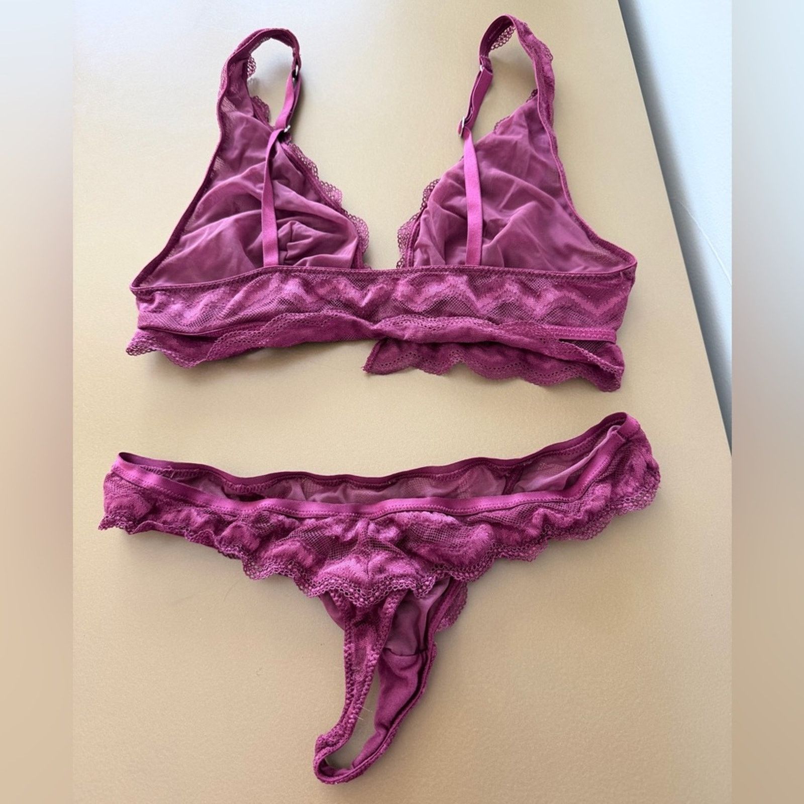 Other Plunge Lace Bralette & thong Set in Berry Pink size S Size ONE SIZE - 5 Thumbnail