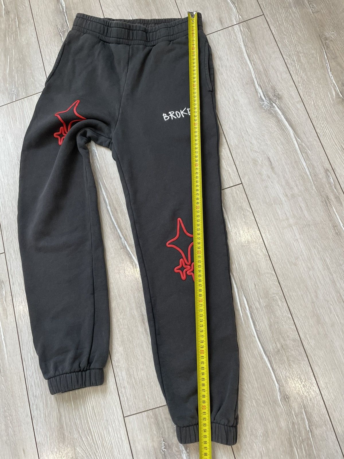Broken Planet Broken Planet Market sweatpants size S Size US 30 / EU 46 - 11 Thumbnail