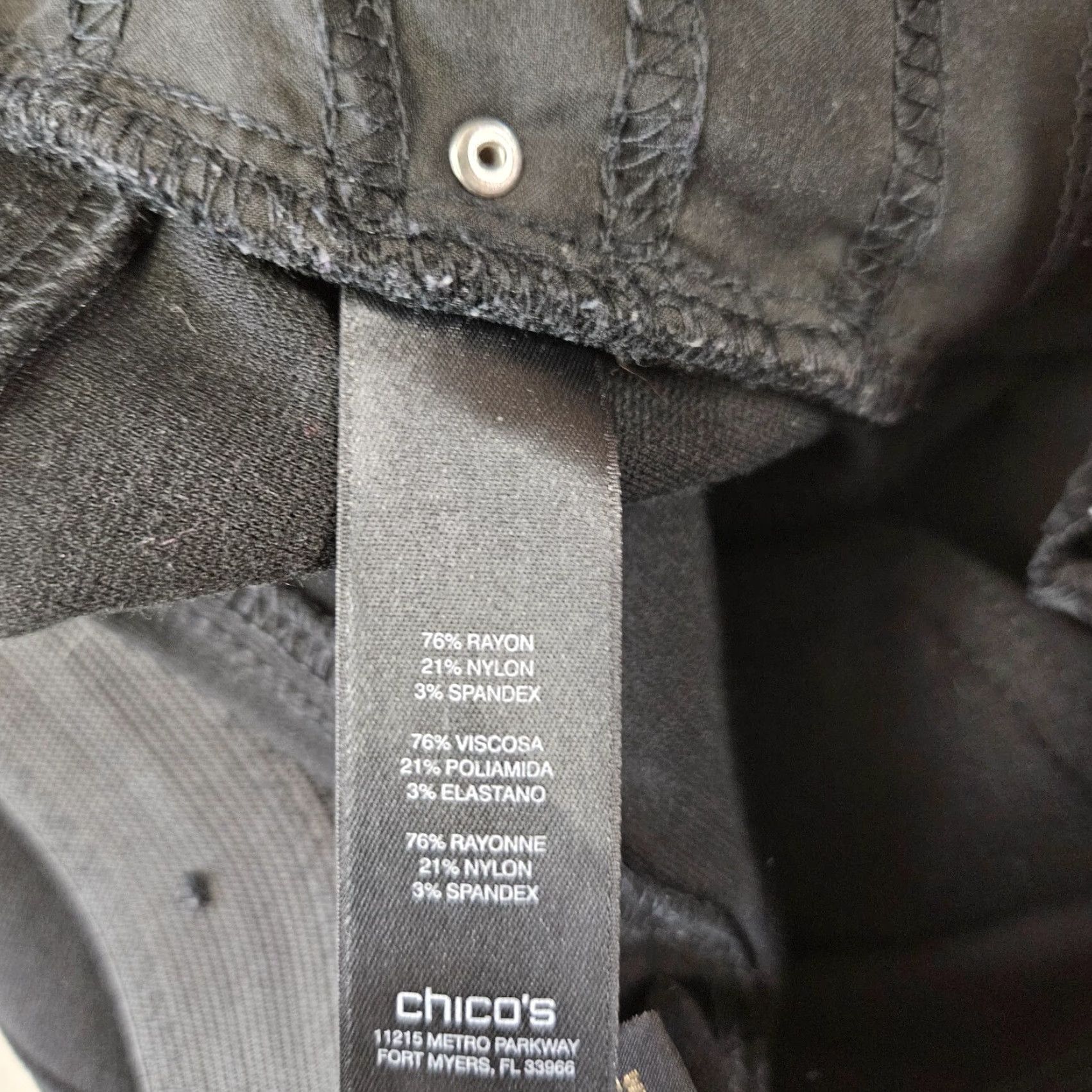 Vintage Chico's So Slimming Womens Ponte Knit Ankle Pants Sz 12 Short Black High Rise Size 34" / US 12 / IT 48 - 6 Thumbnail