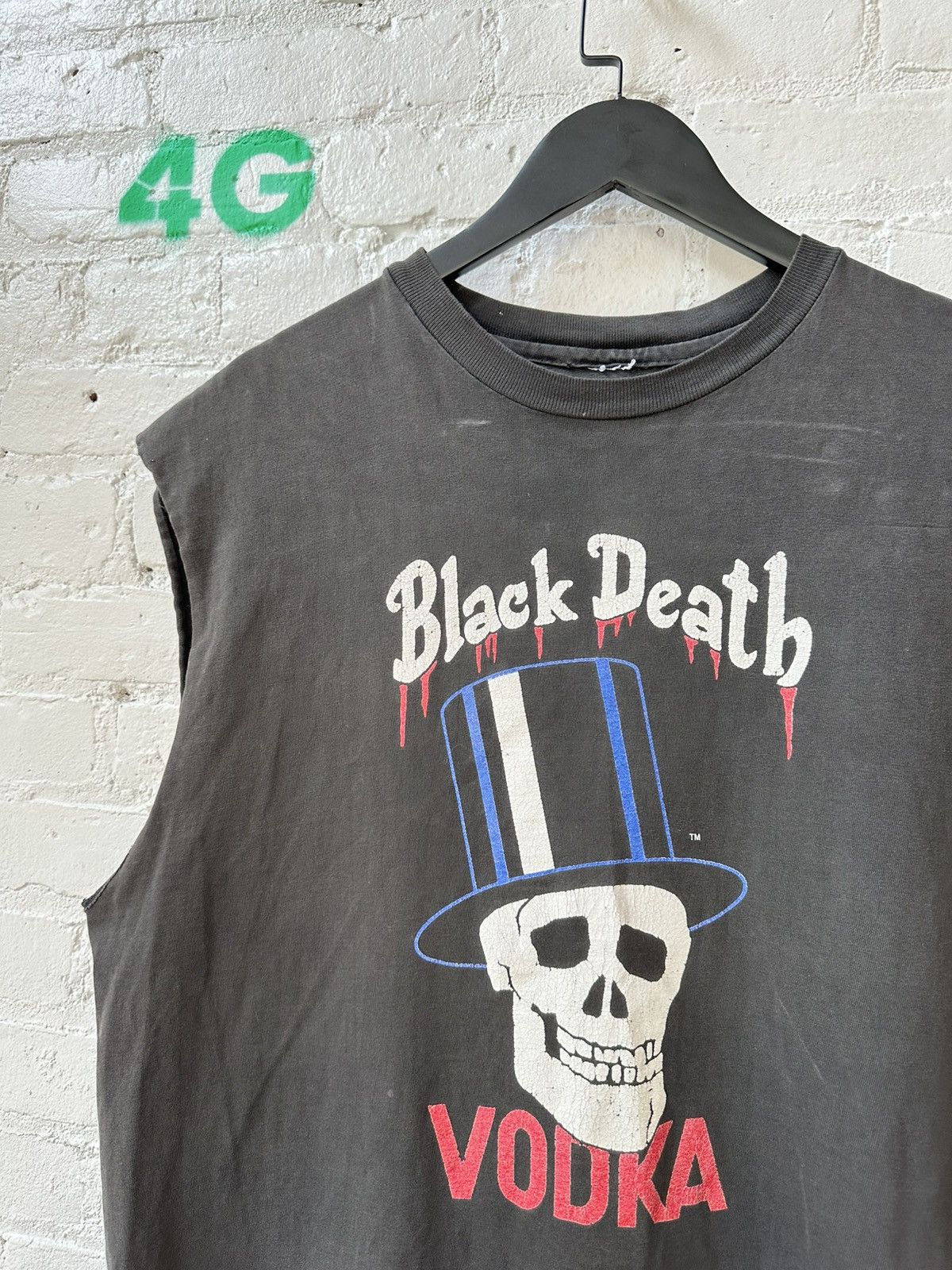 Vintage VINTAGE BLACK DEATH FADED TANK Size US L / EU 52-54 / 3 - 1 Thumbnail