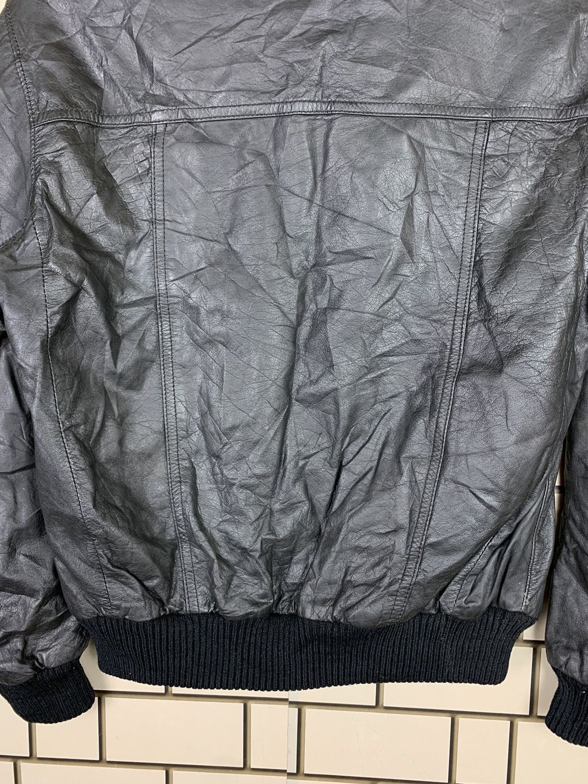 Japanese Brand Vintage Japanese Brand Leather Bomber Jacket Size US M / EU 48-50 / 2 - 11 Thumbnail