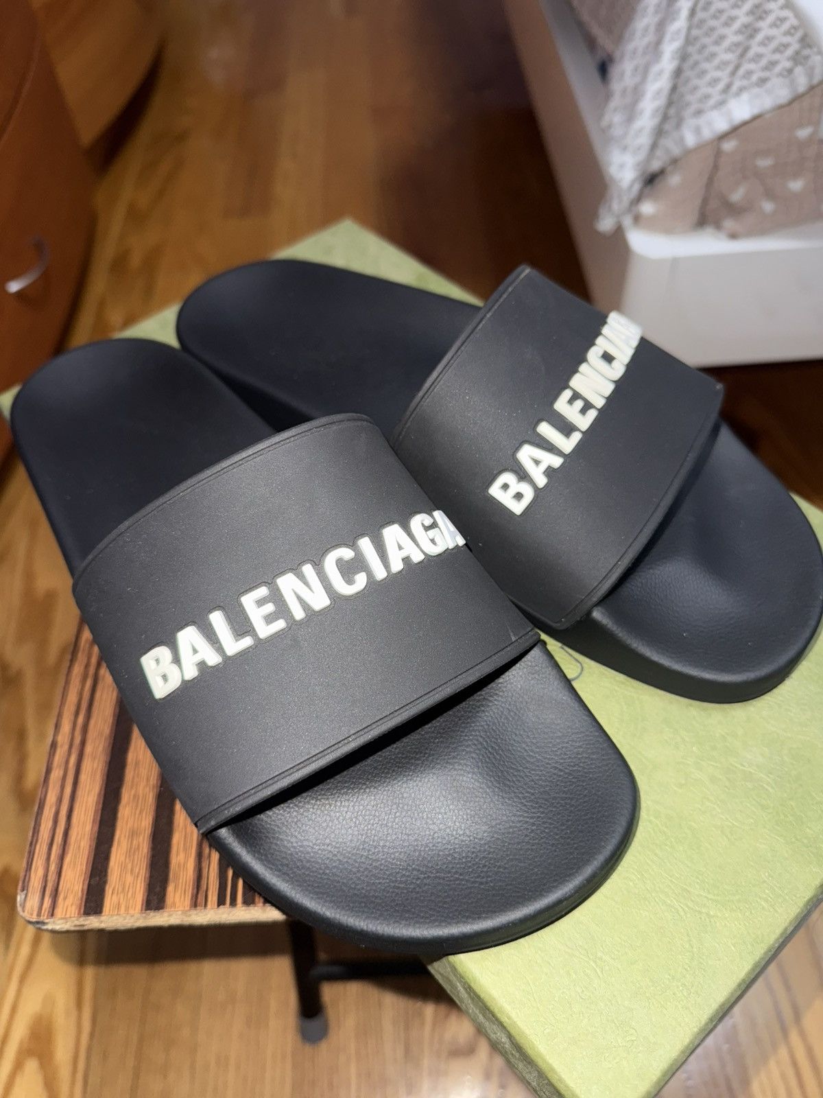 Balenciaga MEN'S POOL SLIDE SANDAL IN BLACK/WHITE Size US 11 / EU 44 - 1 Thumbnail