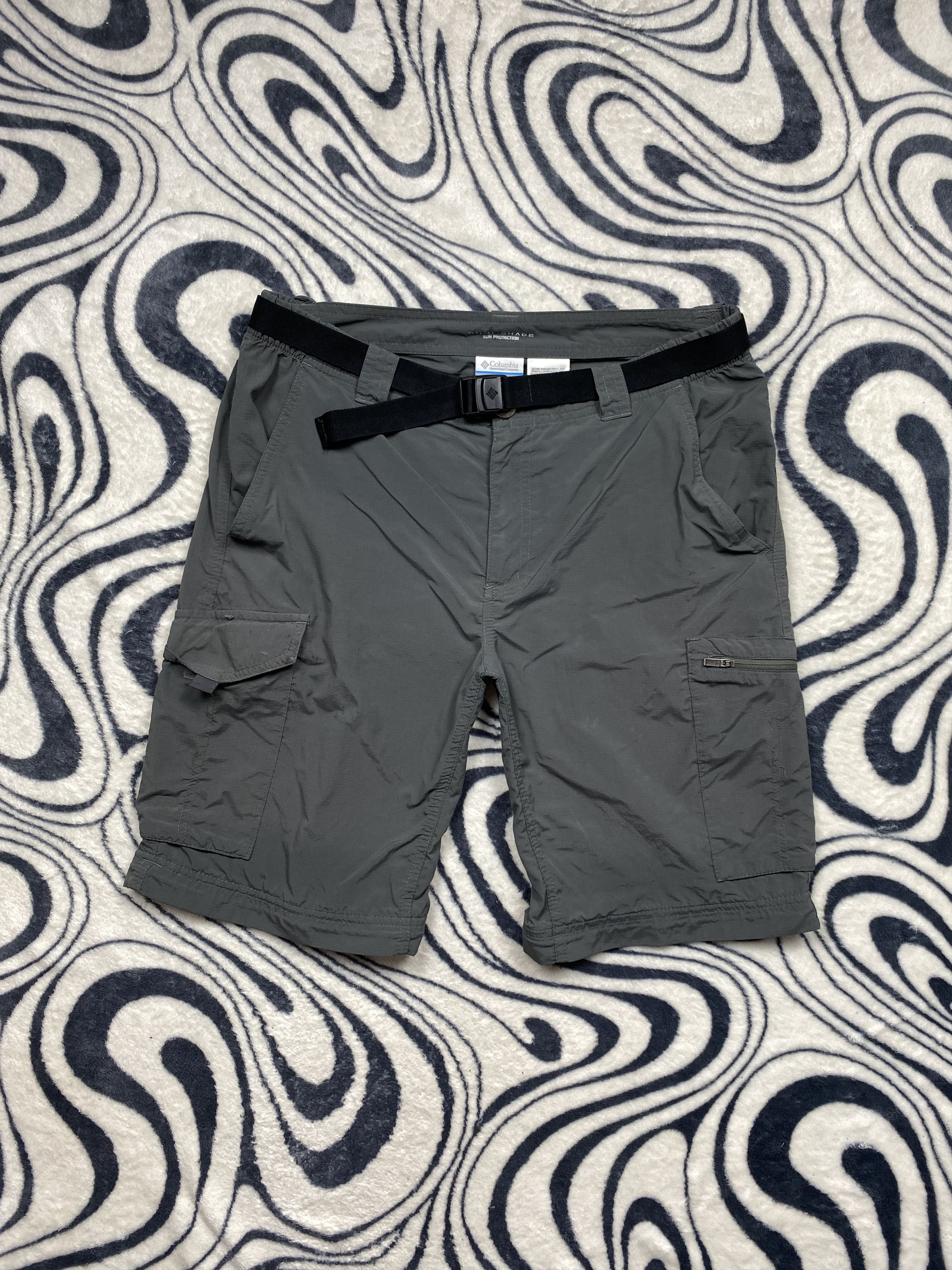Columbia × Vintage Columbia Vintage Outdoor Cargo Shorts Y2K Size US 32 / EU 48 - 1 Thumbnail