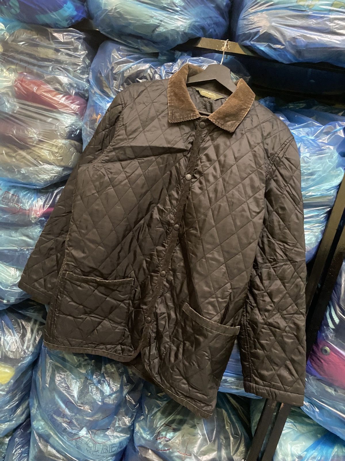 Eddie Bauer Black Quilted Barn Jacket Corduroy Collar