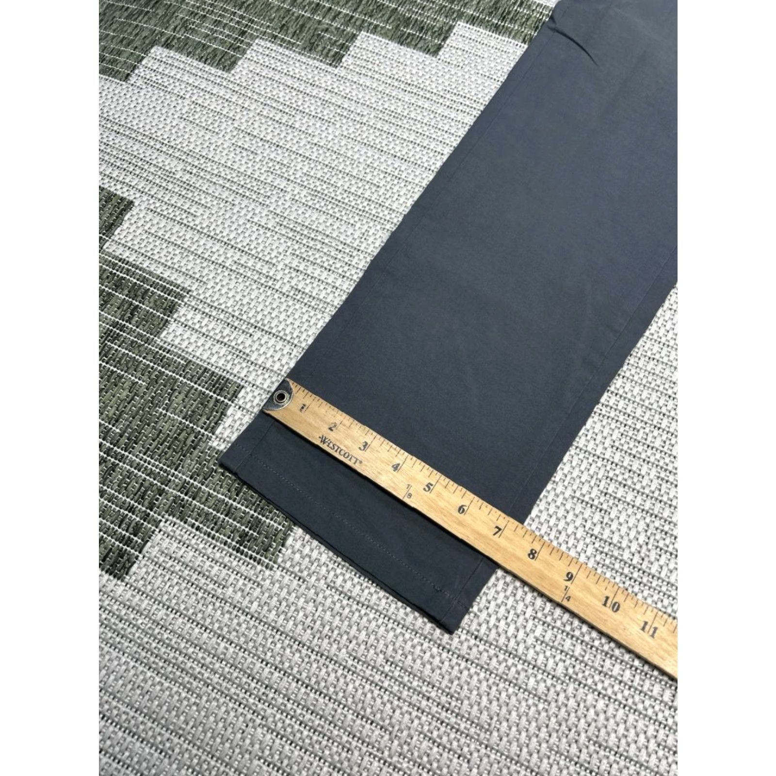 Vineyard Vines Vineyard Vines OTG On The Go Performance Pants Mens 33 Gray Cotton Straight Leg Shirt? Size US 33 - 5 Thumbnail