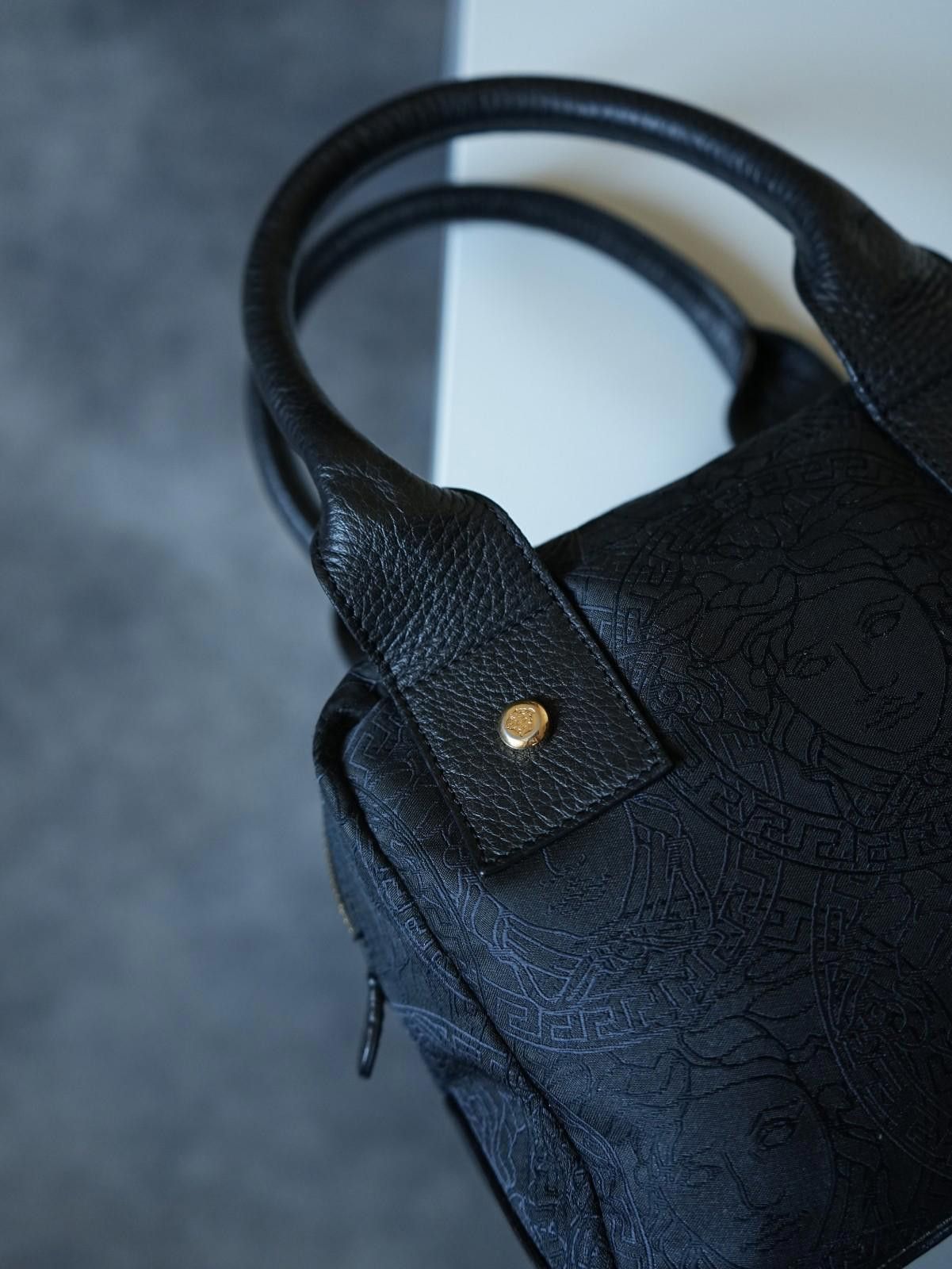 Versace 1990's Gianni Versace Mini Monogram Medusa HandBag VINTAGE Size ONE SIZE - 5 Thumbnail