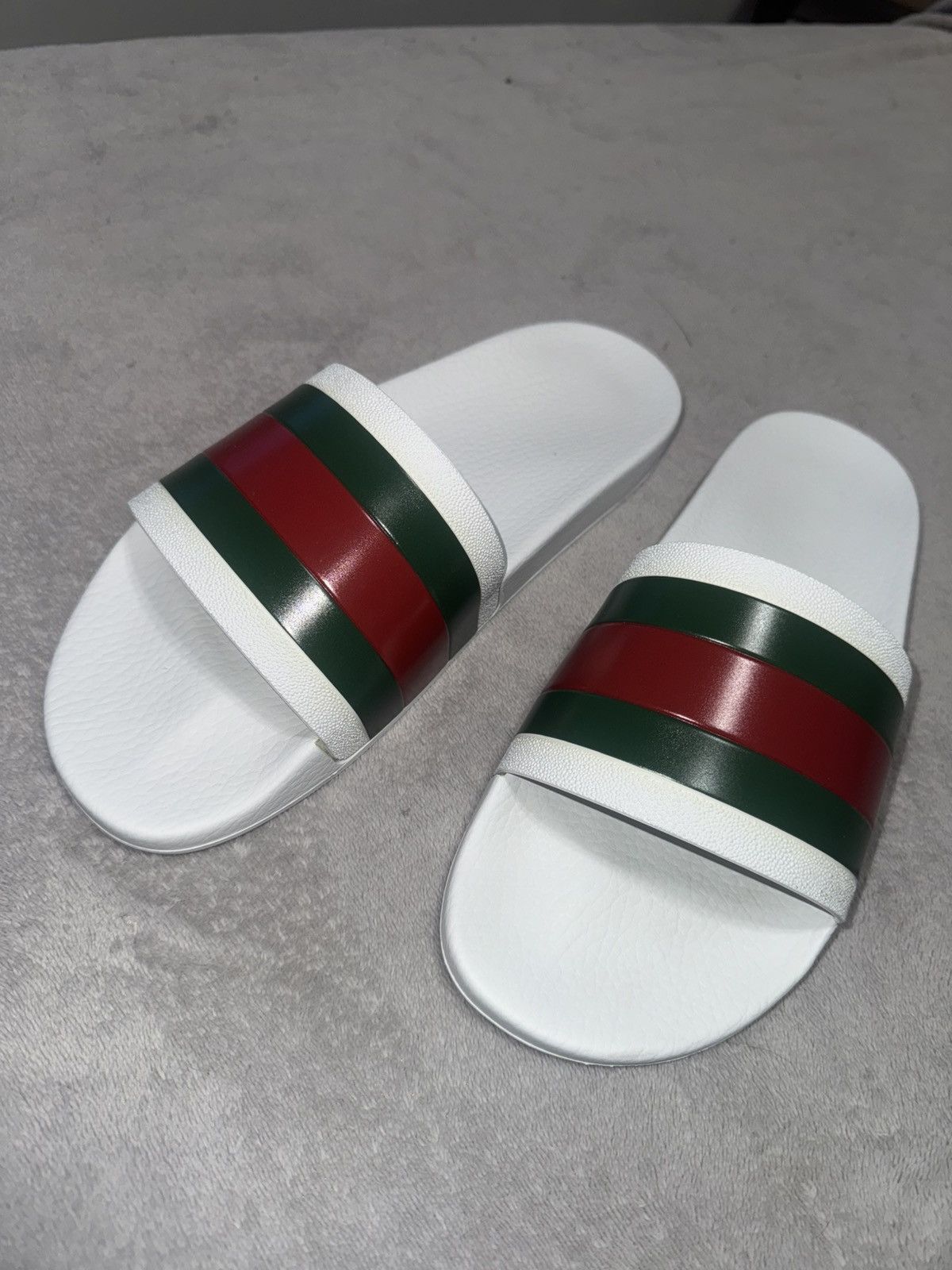 Gucci White Gucci Pursuit Slides Size US 10.5 / EU 43-44 - 1 Thumbnail