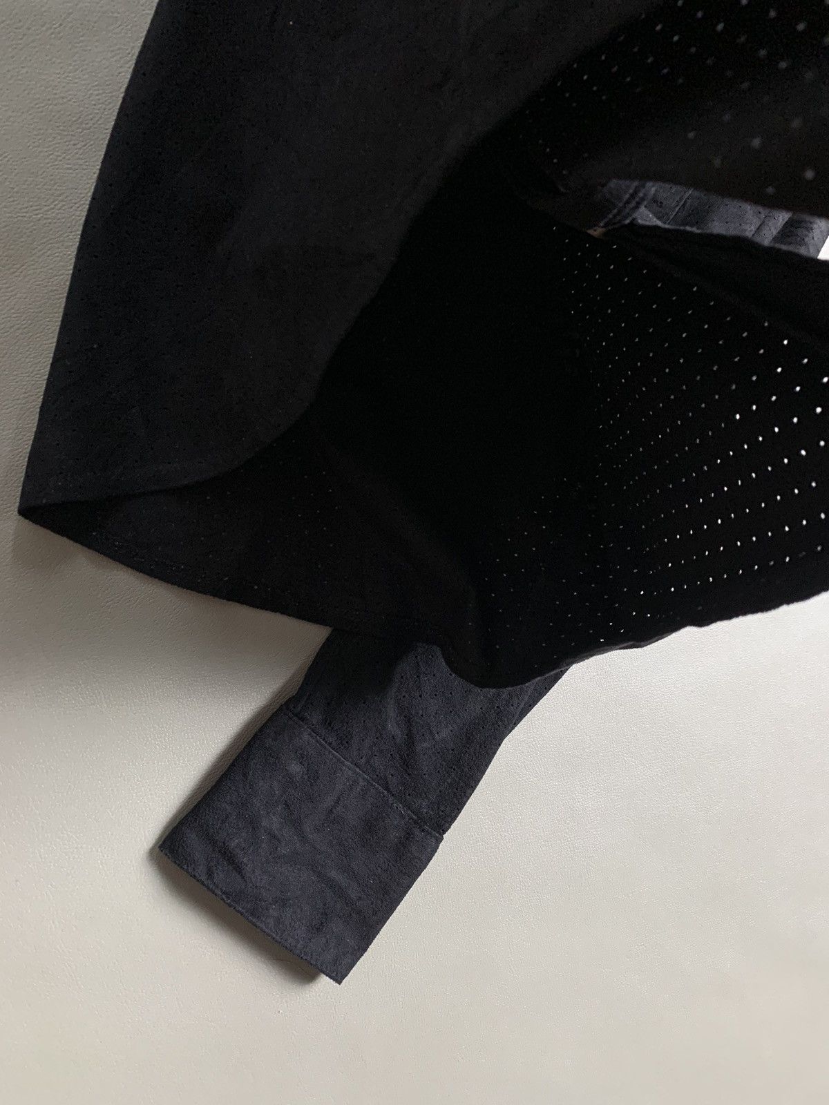 Issey Miyake × Japanese Brand × Yohji Yamamoto AAOW Western Velvet Zip Shirt Size US M / EU 48-50 / 2 - 7 Thumbnail
