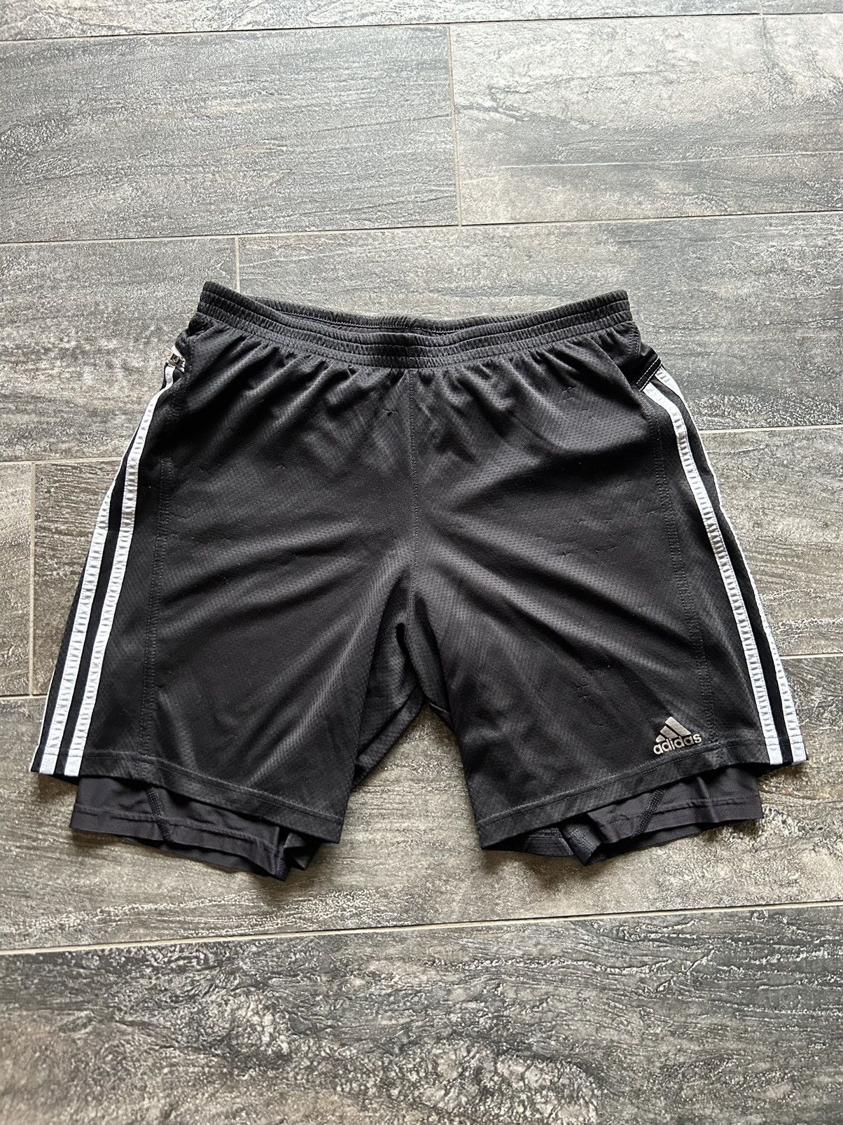 Adidas Adidas Vintage Kanye Yeezy Style Black Athletic Shorts Size US 32 / EU 48 - 1 Thumbnail
