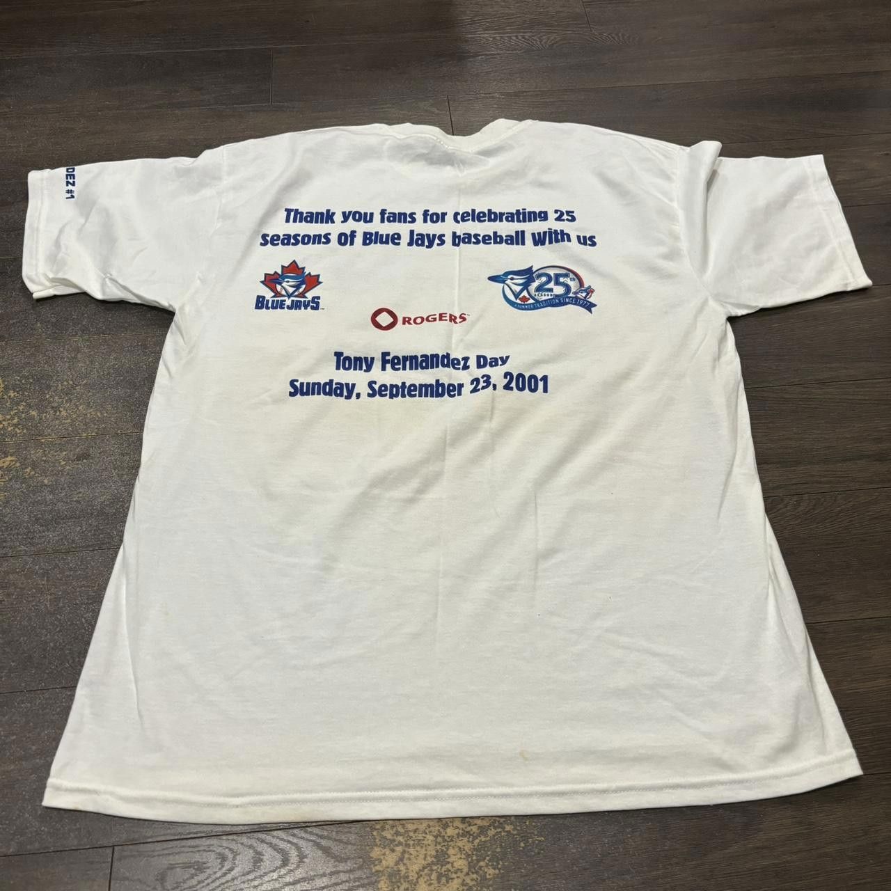 Designer Vintage Toronto Blue Jays Tony Fernandez Day T Shirt 2001 XL Size US XL / EU 56 / 4 - 6 Thumbnail
