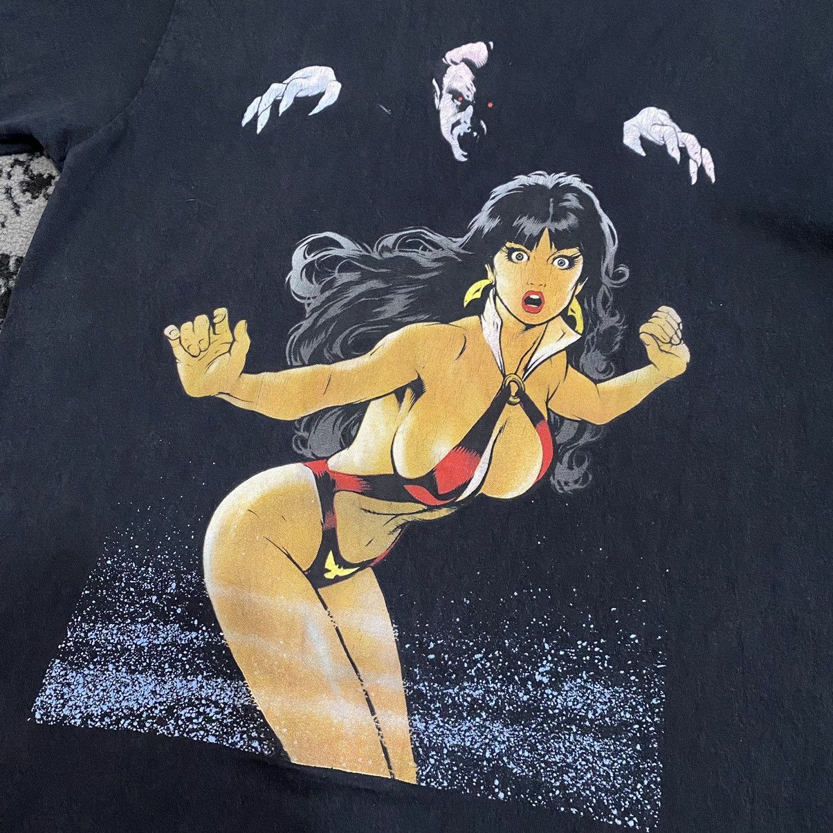 Supreme Supreme Vampirella SS17 Tee Size US L / EU 52-54 / 3 - 4 Thumbnail