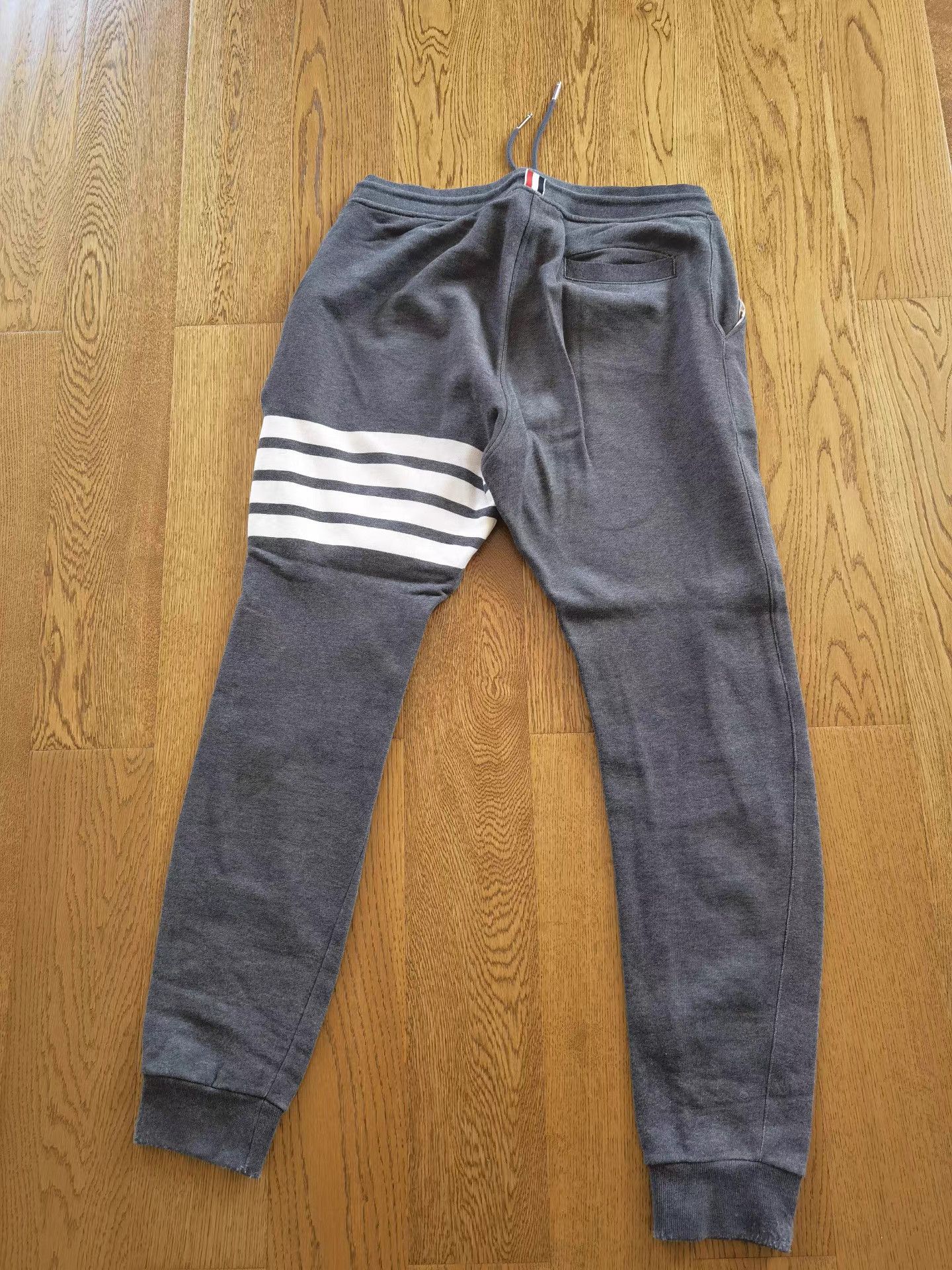 Thom Browne THOM BROWNE Sweatpants K17 Size US 32 / EU 48 - 4 Thumbnail