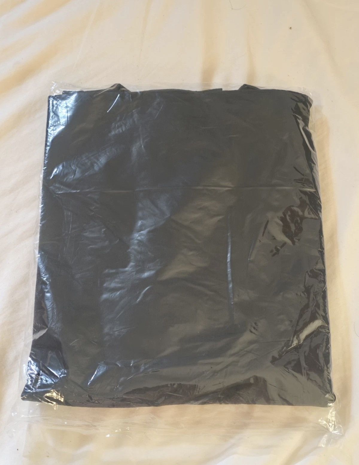 Playboi Carti Rolling Loud Miami 2024 Tee Shirt Size Large Playboi carti Size US L / EU 52-54 / 3 - 7 Thumbnail