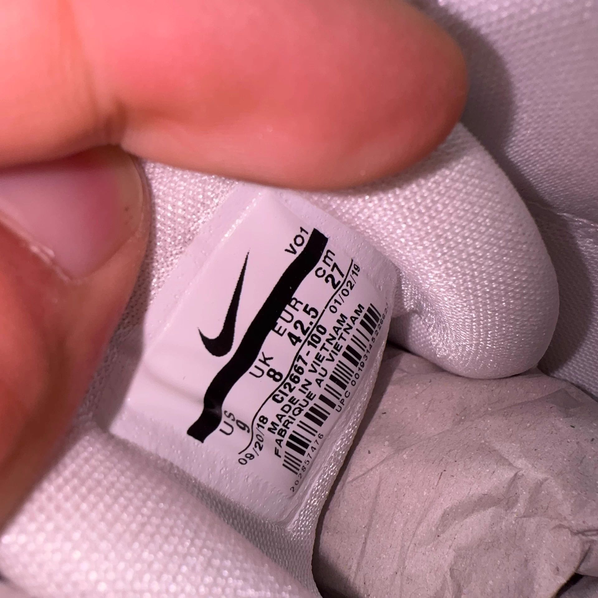 Nike Nike PG3 NASA Platinum White US42.5 Size US 9.5 / EU 42-43 - 7 Thumbnail
