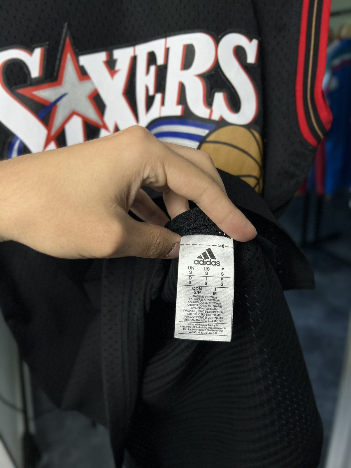Adidas × NBA Adidas NBA Iverson #3 76ers Jersey Black Size S Size US S / EU 44-46 / 1 - 9 Thumbnail