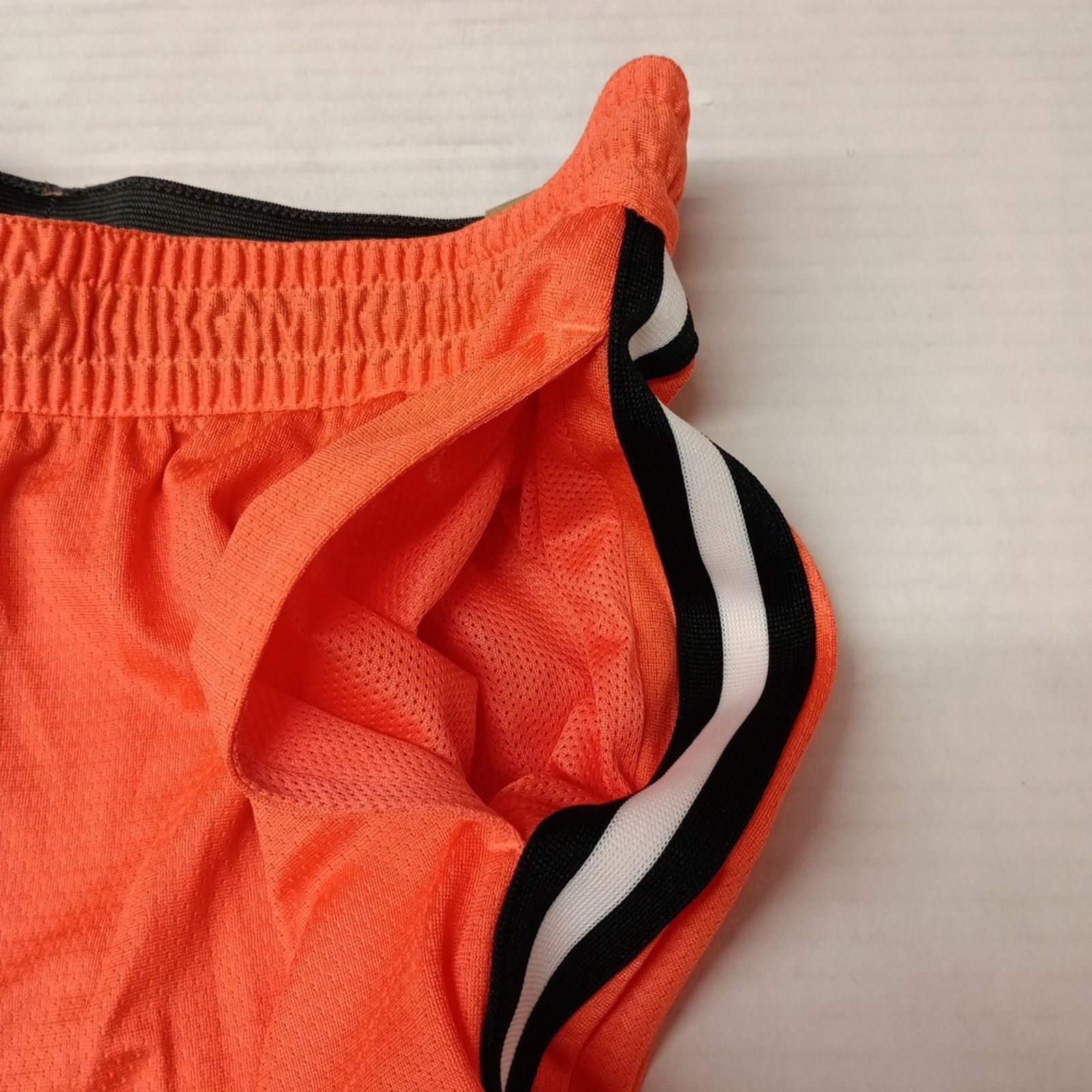 Nike Nike DNA Men's DRI-FIT" Basketball Shorts Light Wild Mango L Size US 32 / EU 48 - 3 Thumbnail