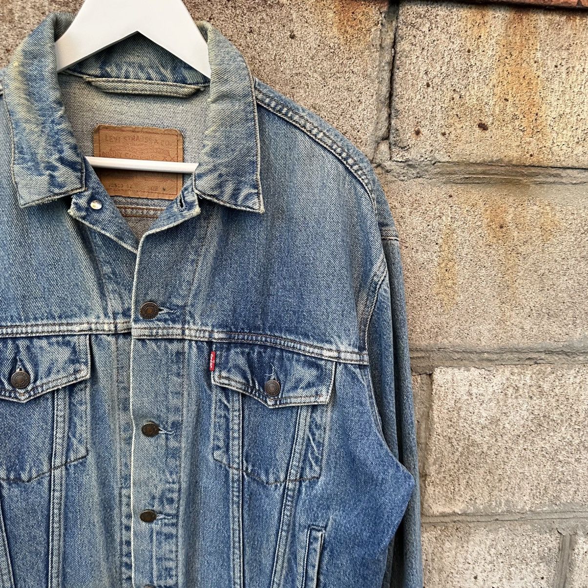 Levi's Vintage Clothing Vintage Levi’s Denim Jacket Size M 90s Y2K USA Crazy Fit Size US M / EU 48-50 / 2 - 5 Thumbnail