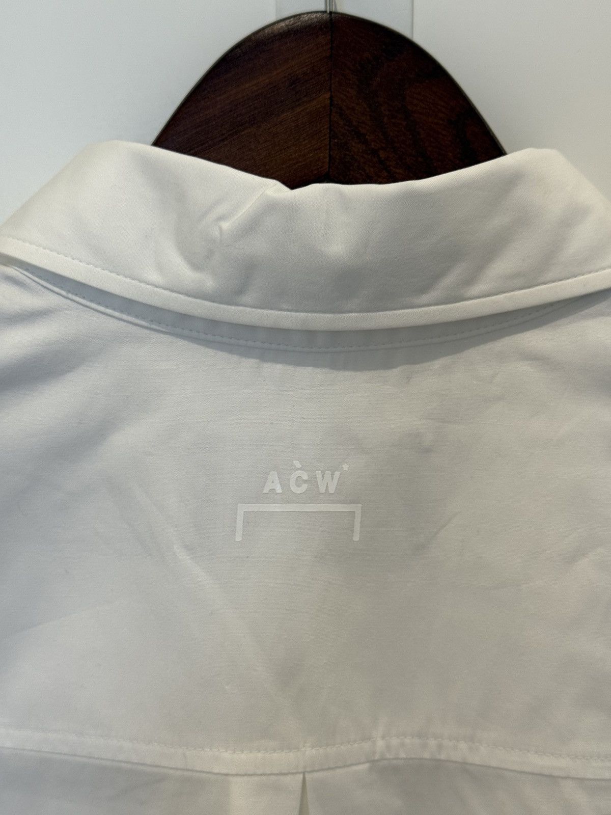 A-COLD-WALL* A-COLD-WALL* printed white shirt size L Size US L / EU 52-54 / 3 - 6 Thumbnail