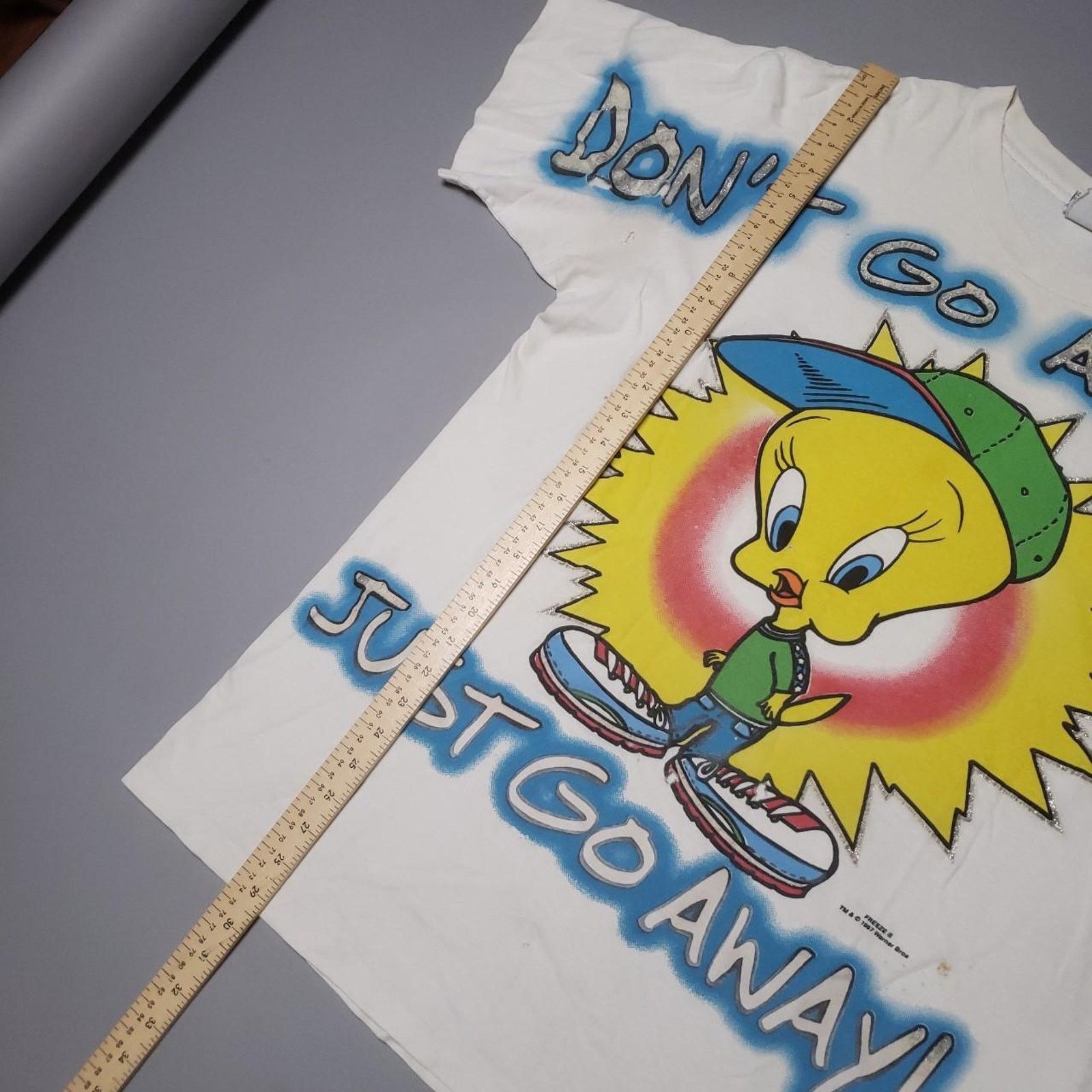 Vintage 1997 Looney Tunes All Over Print Tweety Bird T Shirt Mens XL Size US XL / EU 56 / 4 - 8 Thumbnail