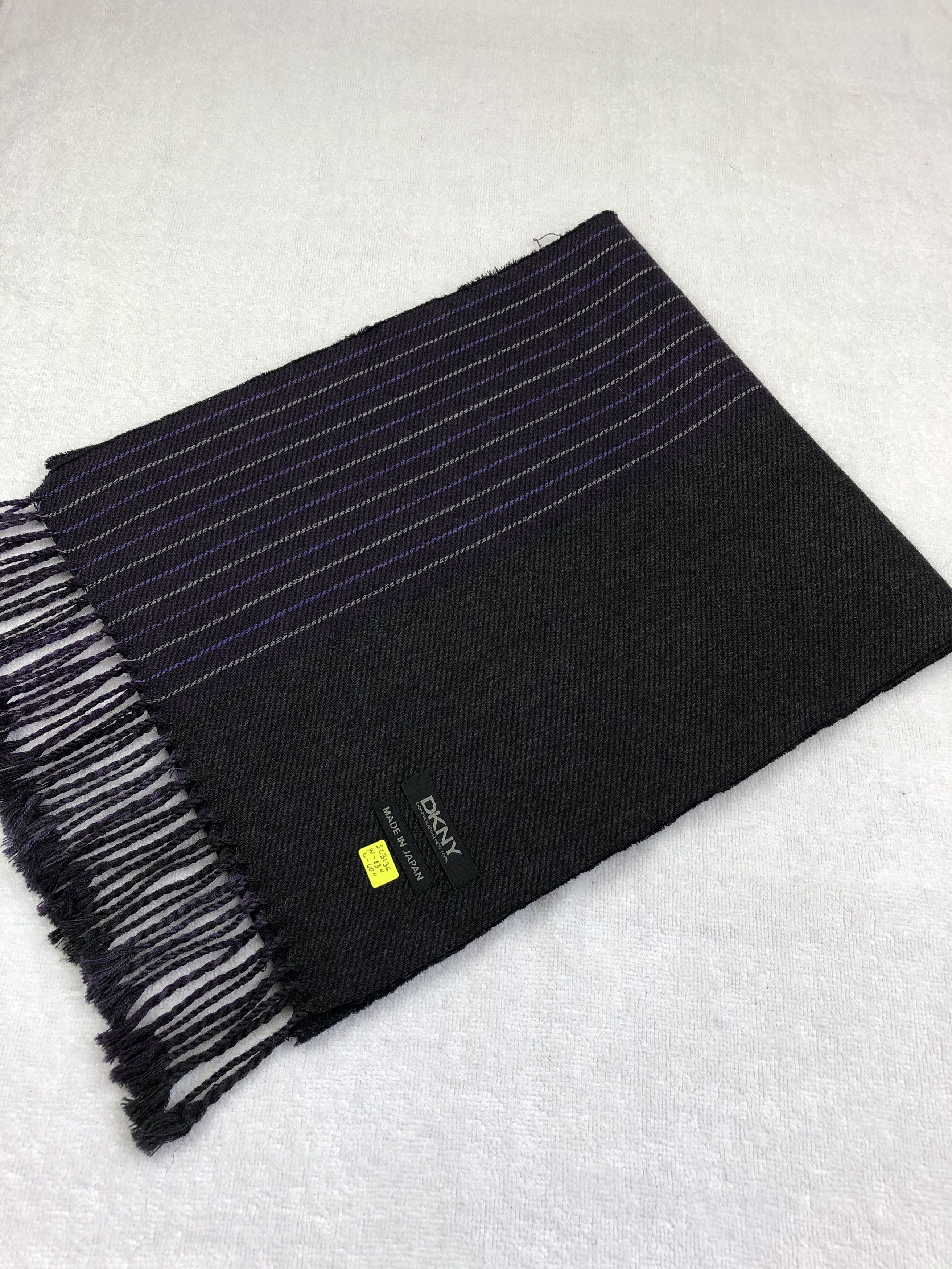 DKNY DKNY Scarf / Muffler / Neckwear Size ONE SIZE - 6 Thumbnail
