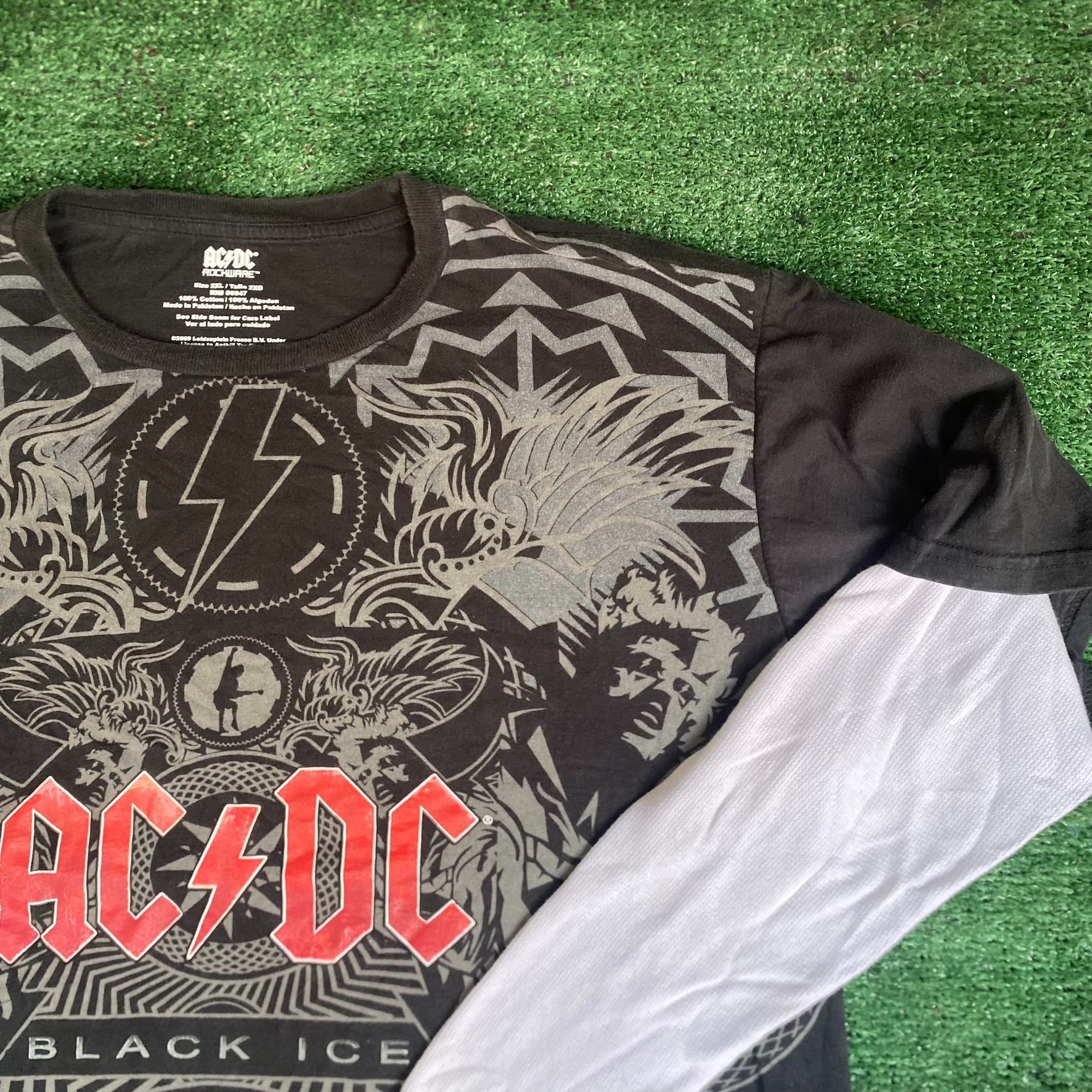 AC/DC Vintage Y2K AC/DC Band Shirt Rock Logo Long Sleeve Tee Size US XXL / EU 58 / 5 - 2 Thumbnail