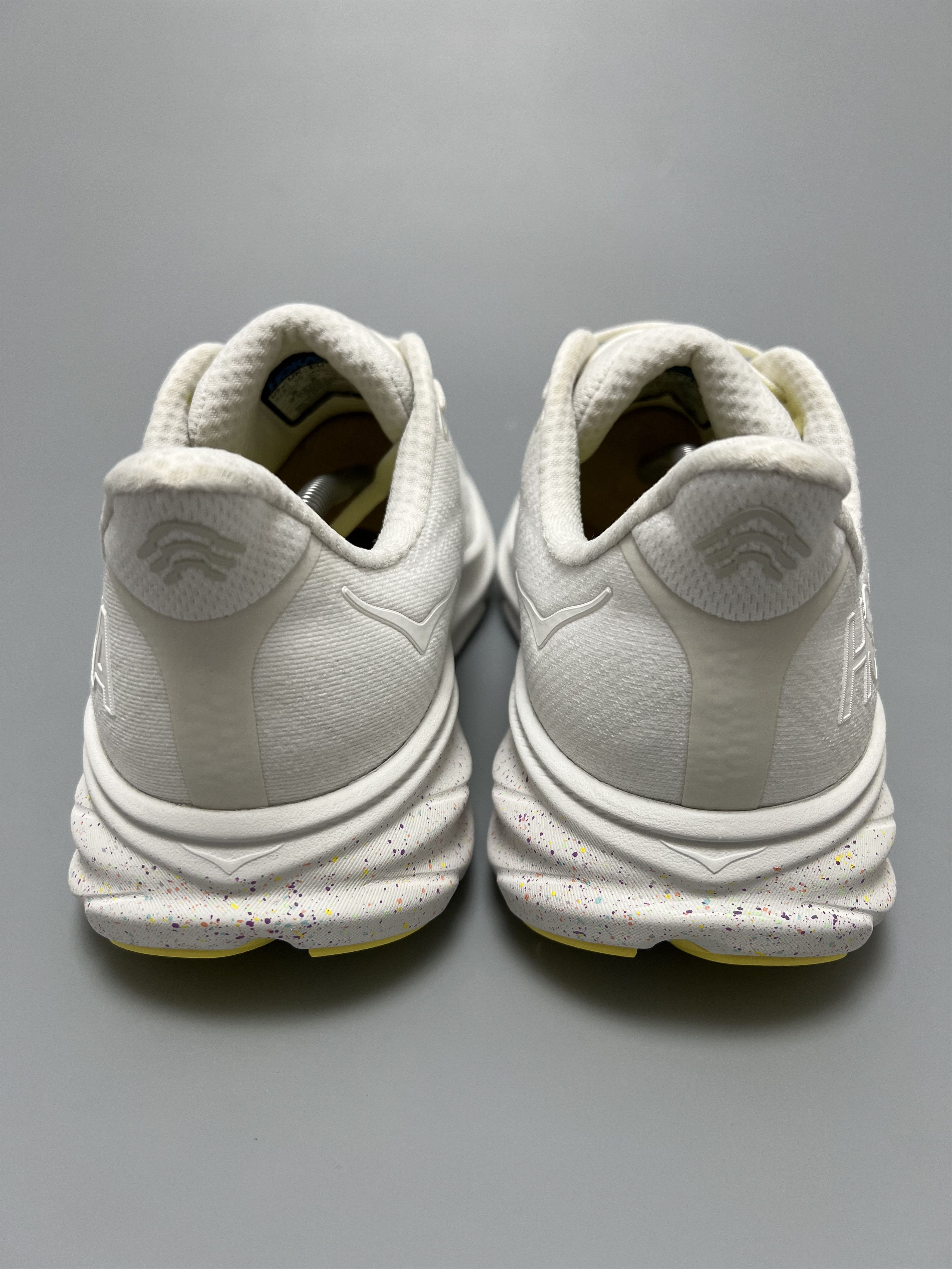 Hoka 10.5EE Hoka One One Clifton 9 Wide Running Shoes Walking Gym Size US 10.5 / EU 43-44 - 3 Thumbnail